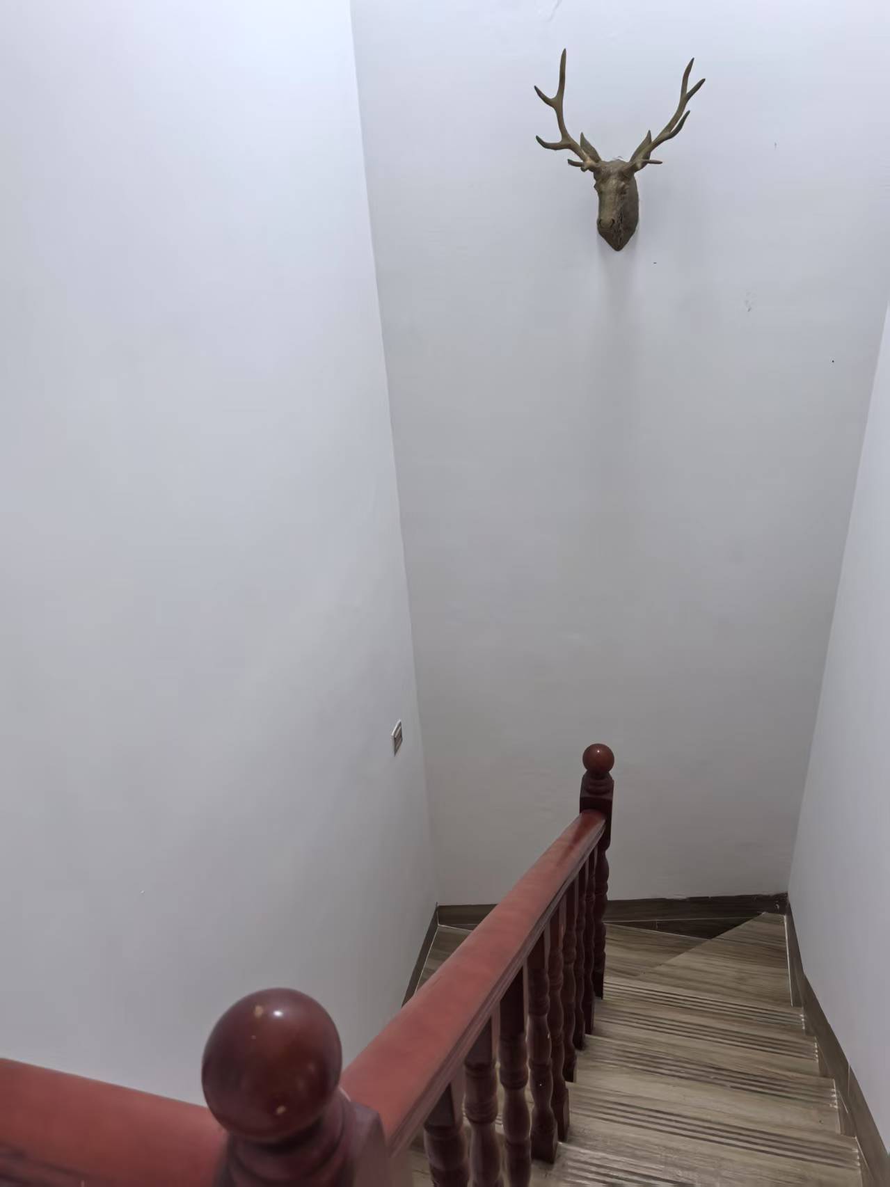 文博府A区  4室2厅2卫   3500.00元/月室内图