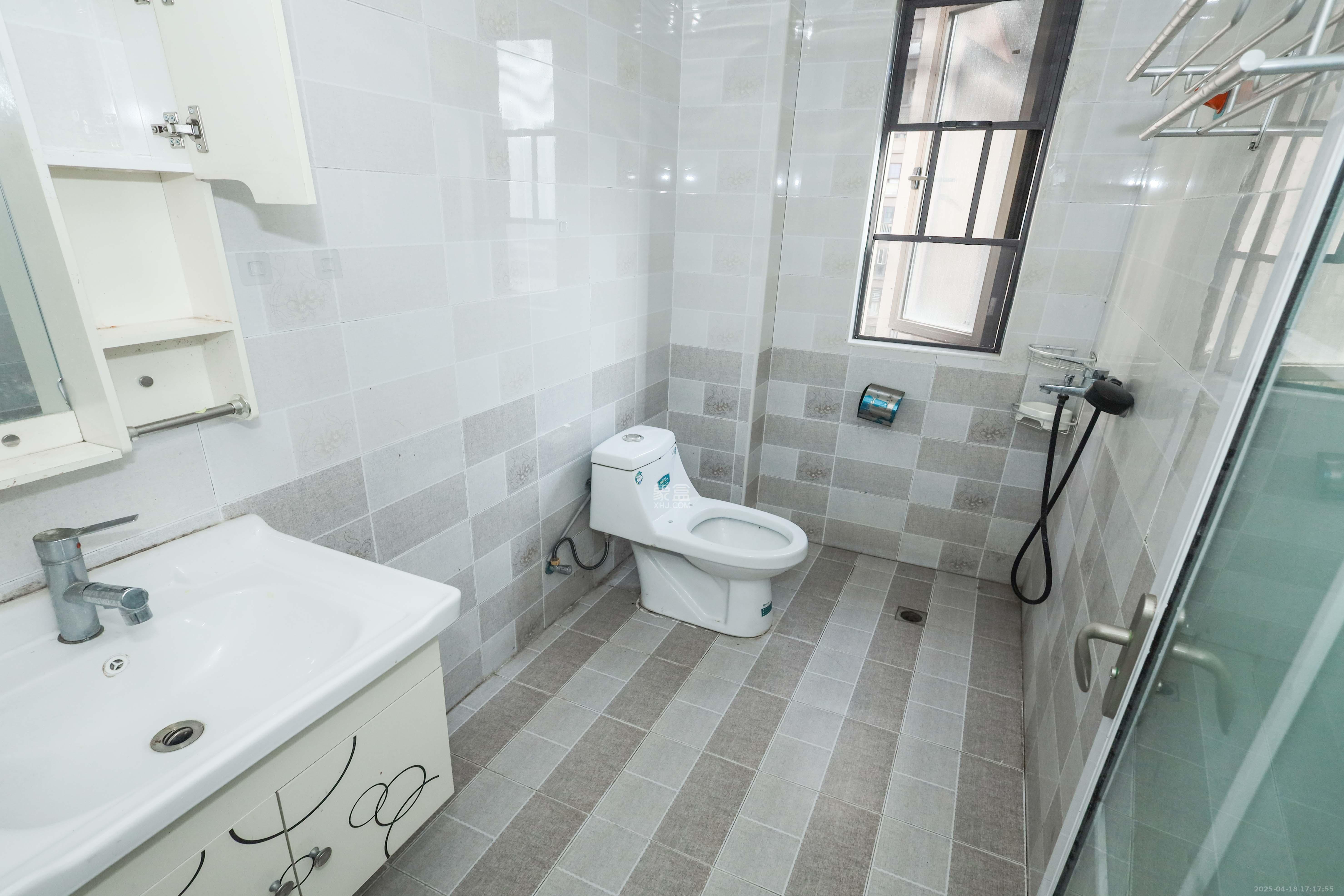 梅溪湖合能璞丽  3室2厅2卫    98.6万 梅溪湖合能璞丽  3室2厅2卫    98.6万卫生间