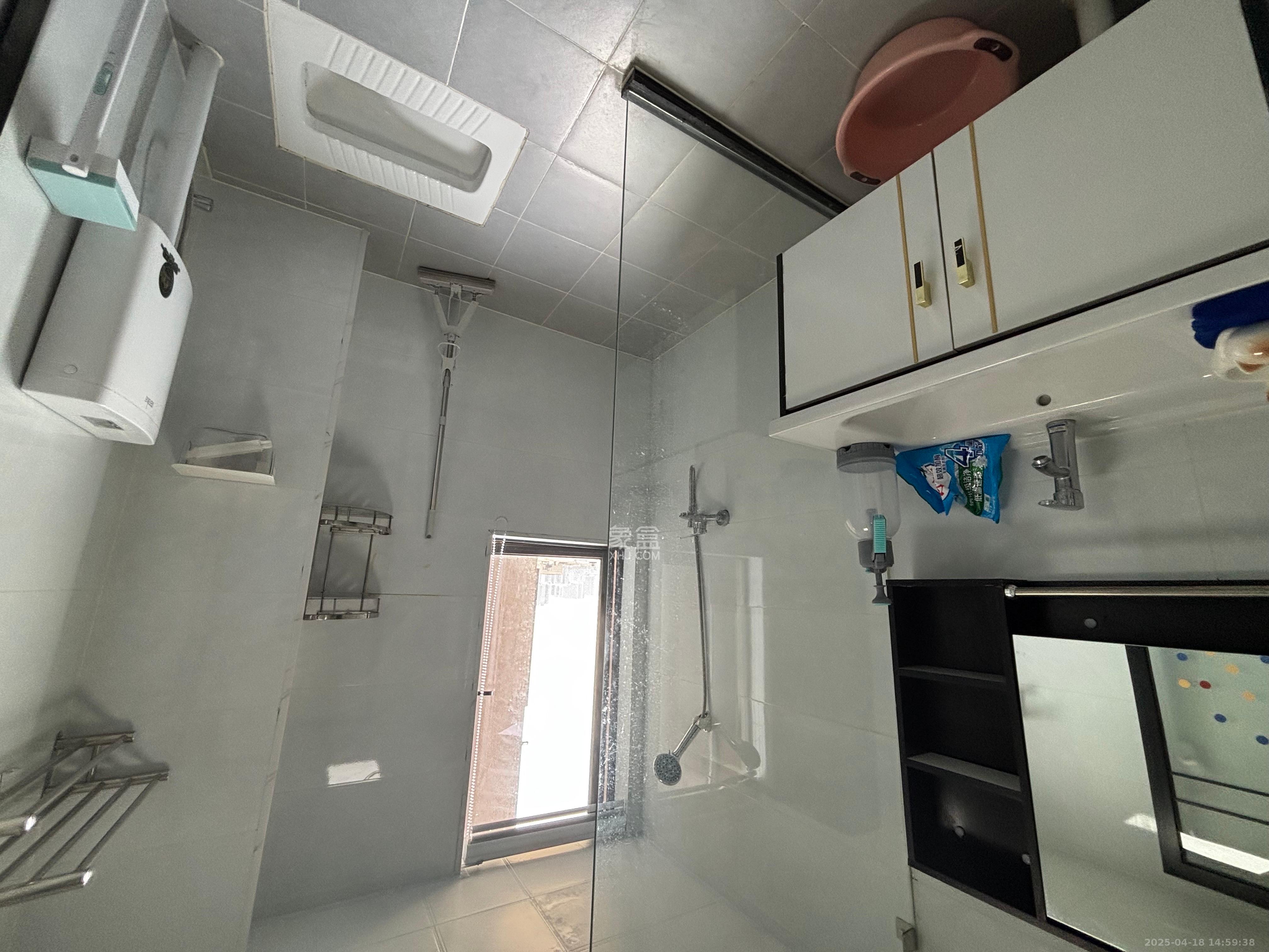 建发中央悦府  3室2厅1卫   3500.00元/月室内图