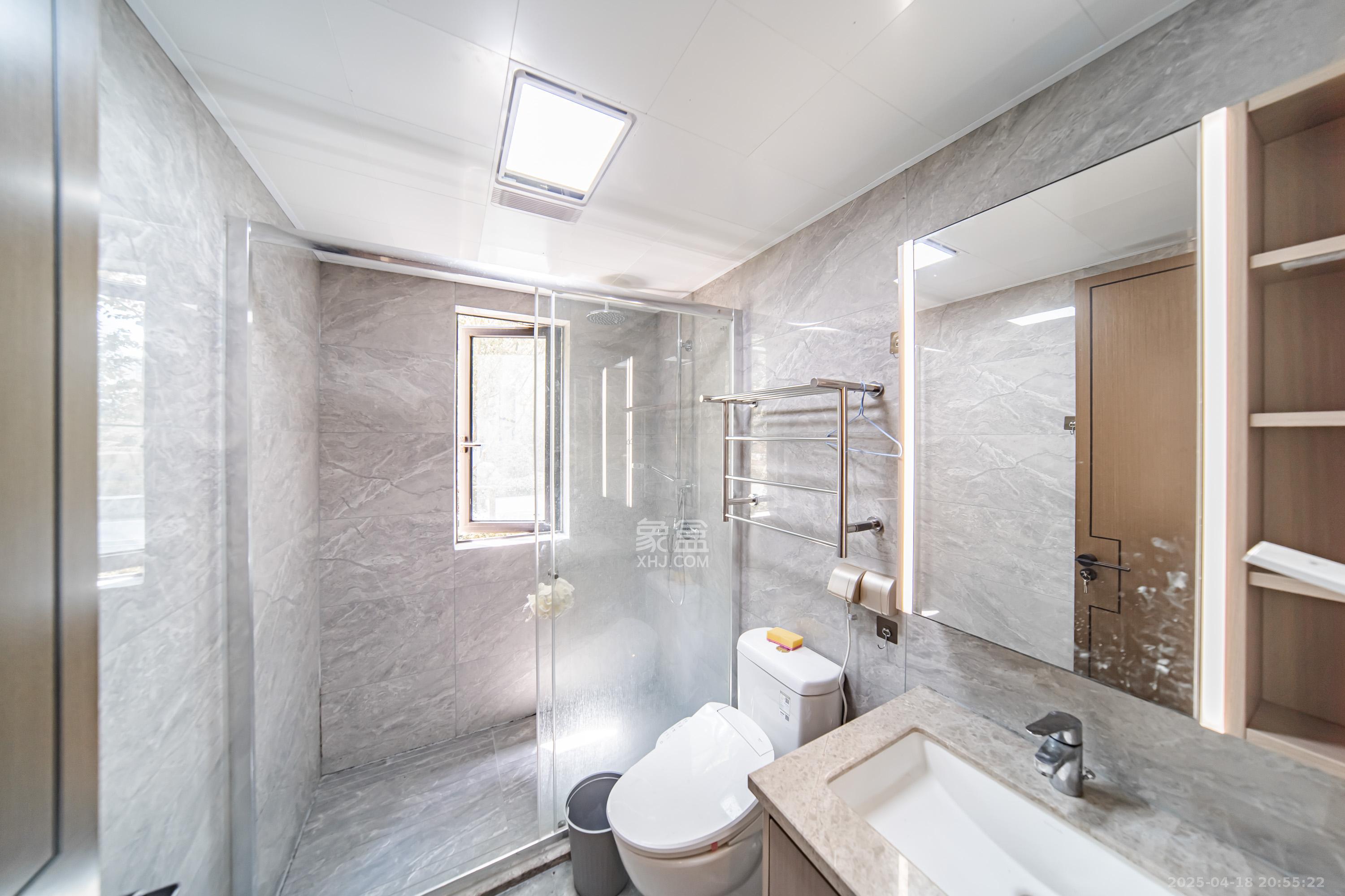 建发电建江山悦 4室2厅2卫 148.0万 建发电建江山悦 4室2厅2卫 148.0万卫生间