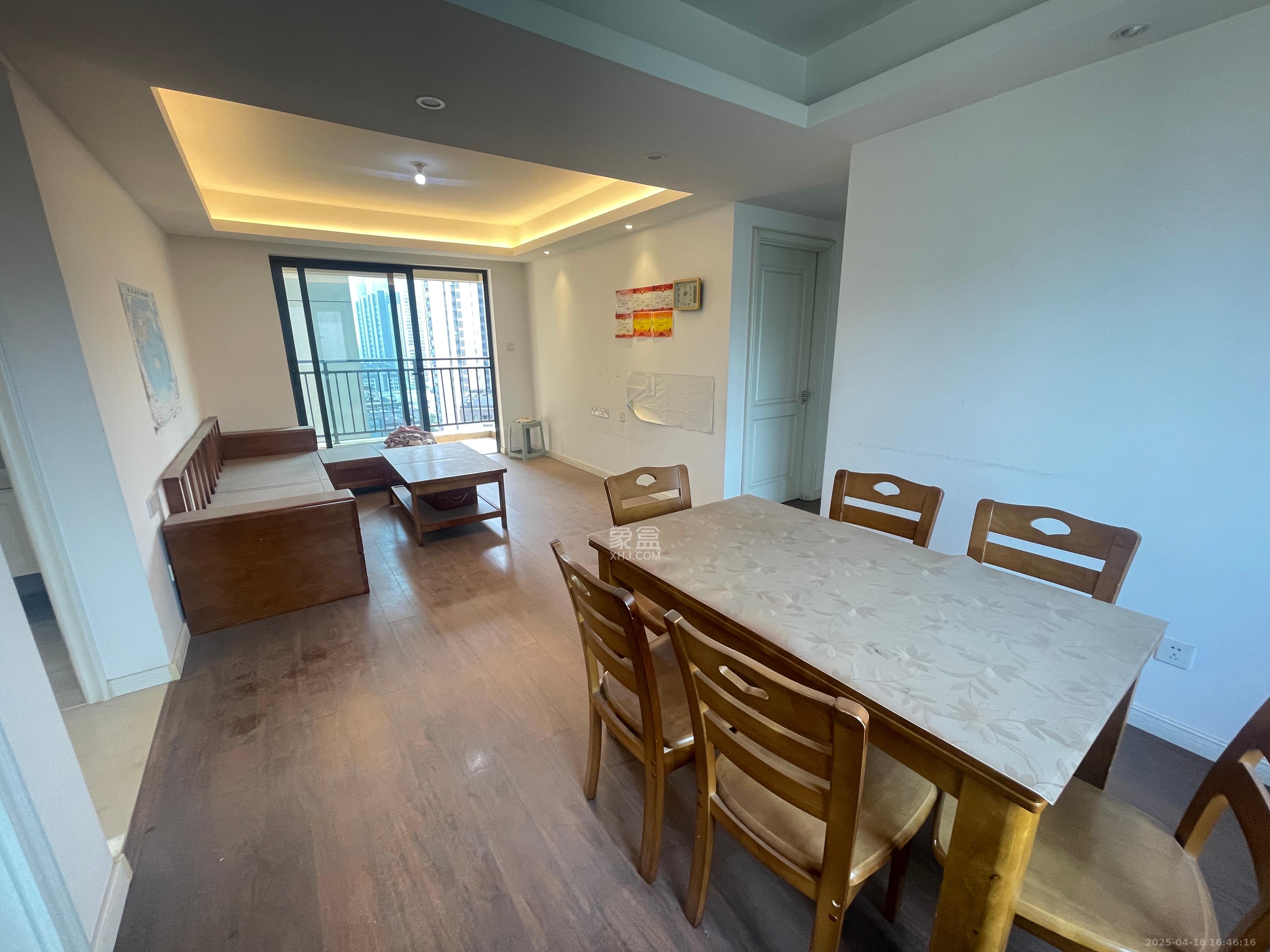 万科魅力之城观澜里 3室2厅2卫 2700.0元/月 万科魅力之城观澜里 3室2厅2卫 2700.0元/月室内图