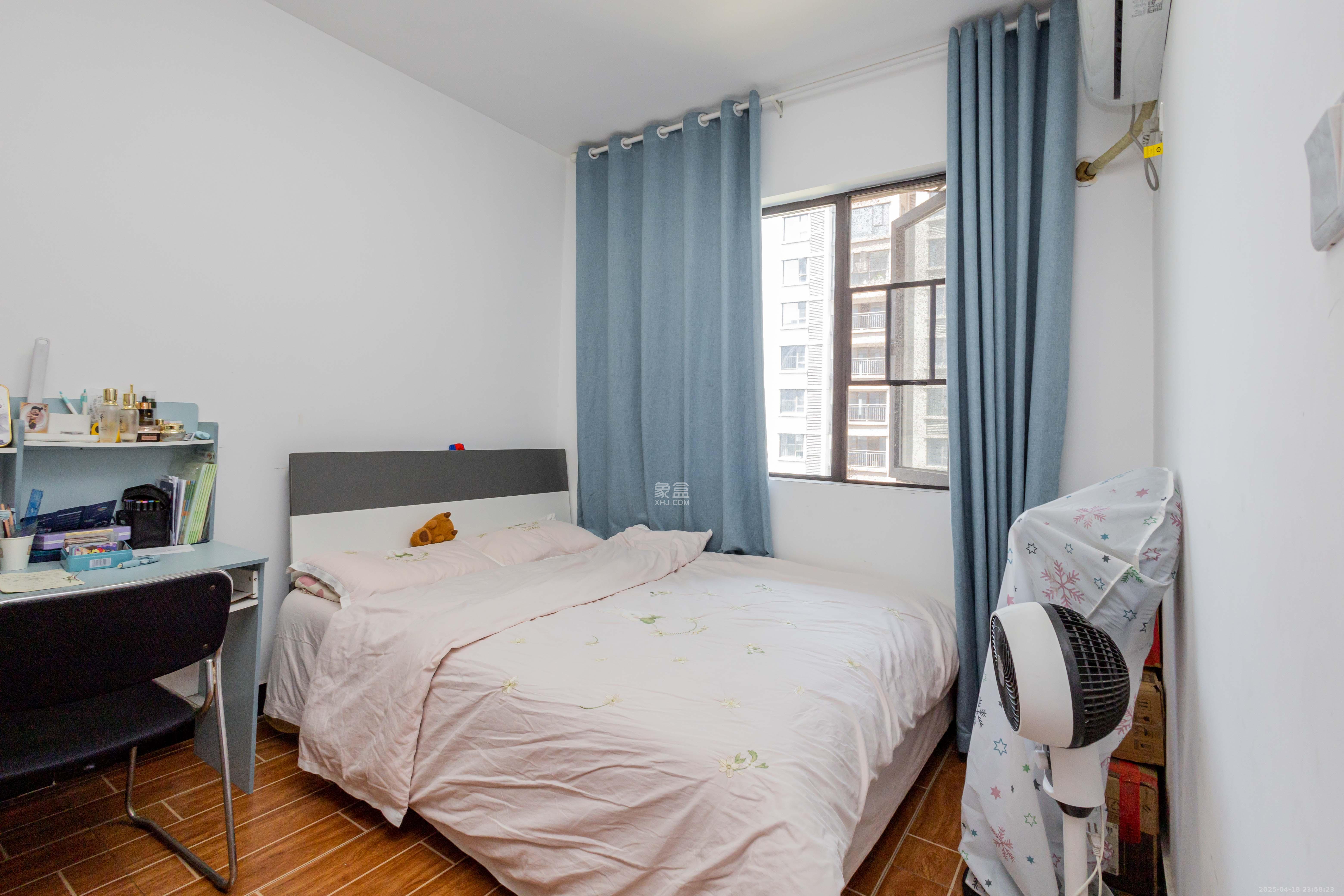 金广星苑  3室2厅2卫    68.8万 金广星苑  3室2厅2卫    68.8万卧室