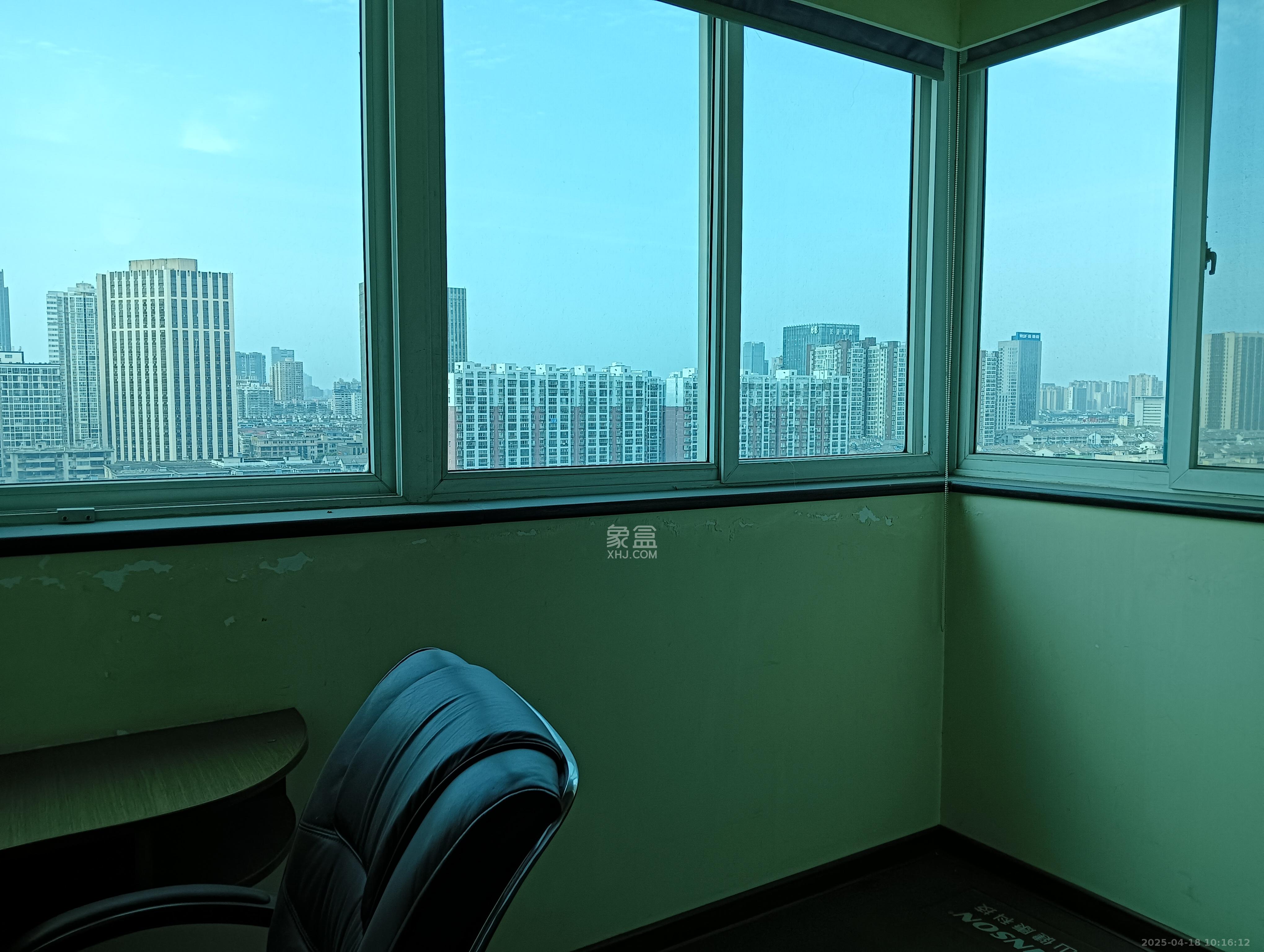 金邮小区 3室2厅2卫 3200.00元/月 金邮小区 3室2厅2卫 3200.00元/月室内图