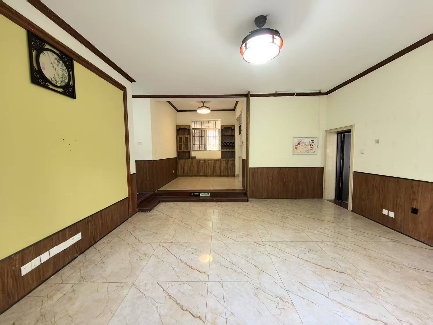 泉海好家园  3室2厅2卫    4000.0元/月 泉海好家园  3室2厅2卫    4000.0元/月室内图