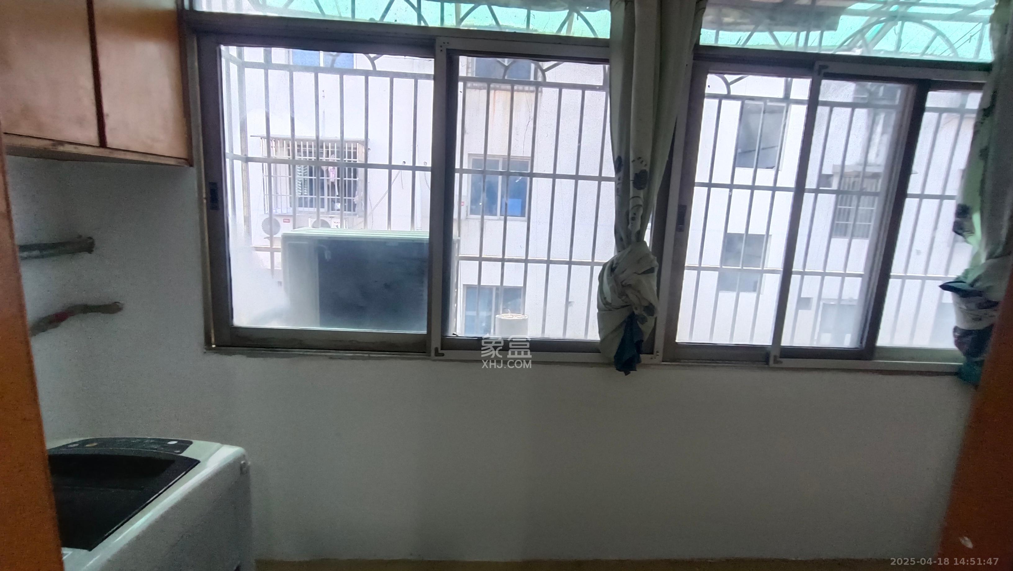 高桥家电百货城 3室1厅1卫 1600.0元/月 高桥家电百货城 3室1厅1卫 1600.0元/月室内图