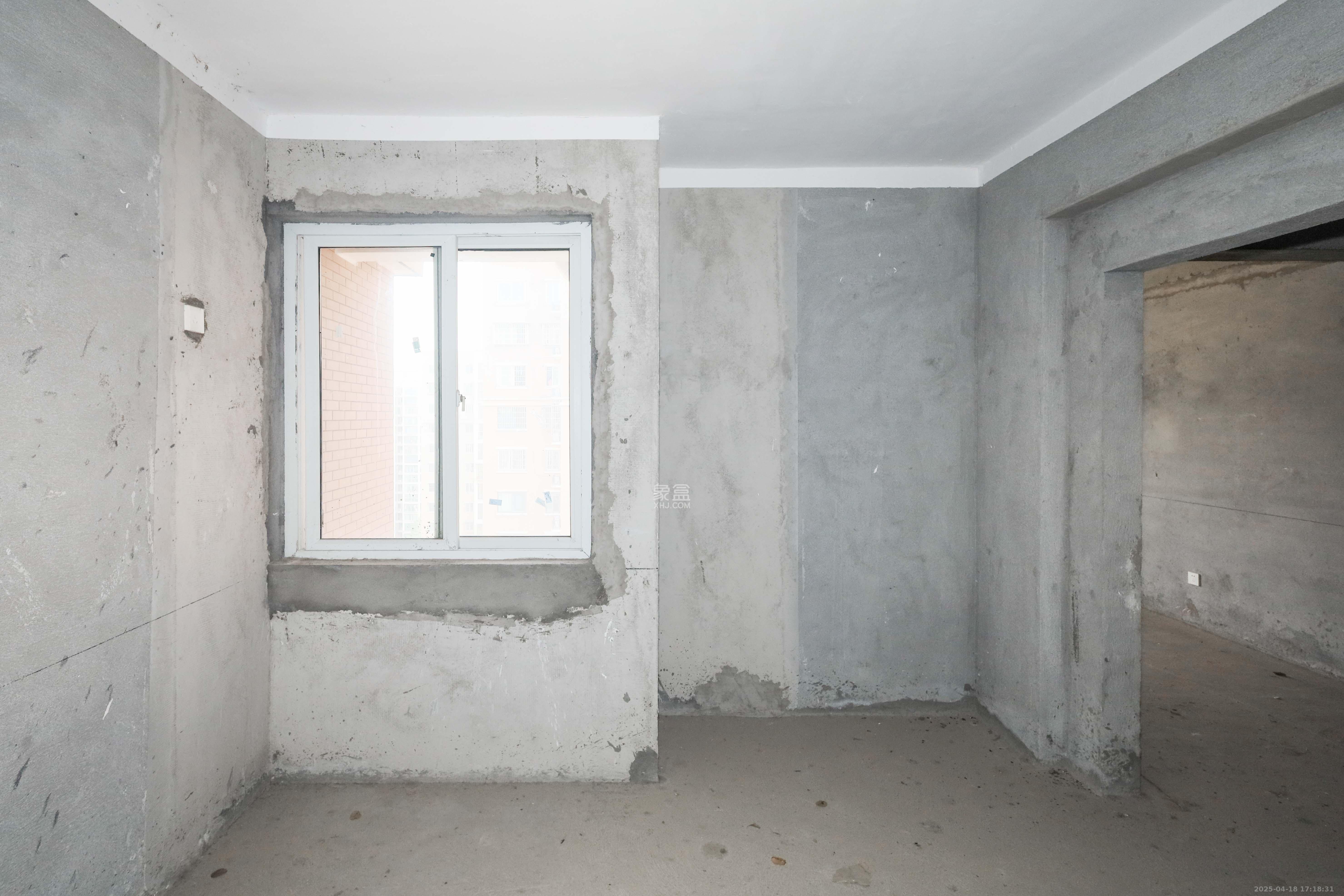 和润园一、二期  2室2厅1卫    43.0万 和润园一、二期  2室2厅1卫    43.0万卧室