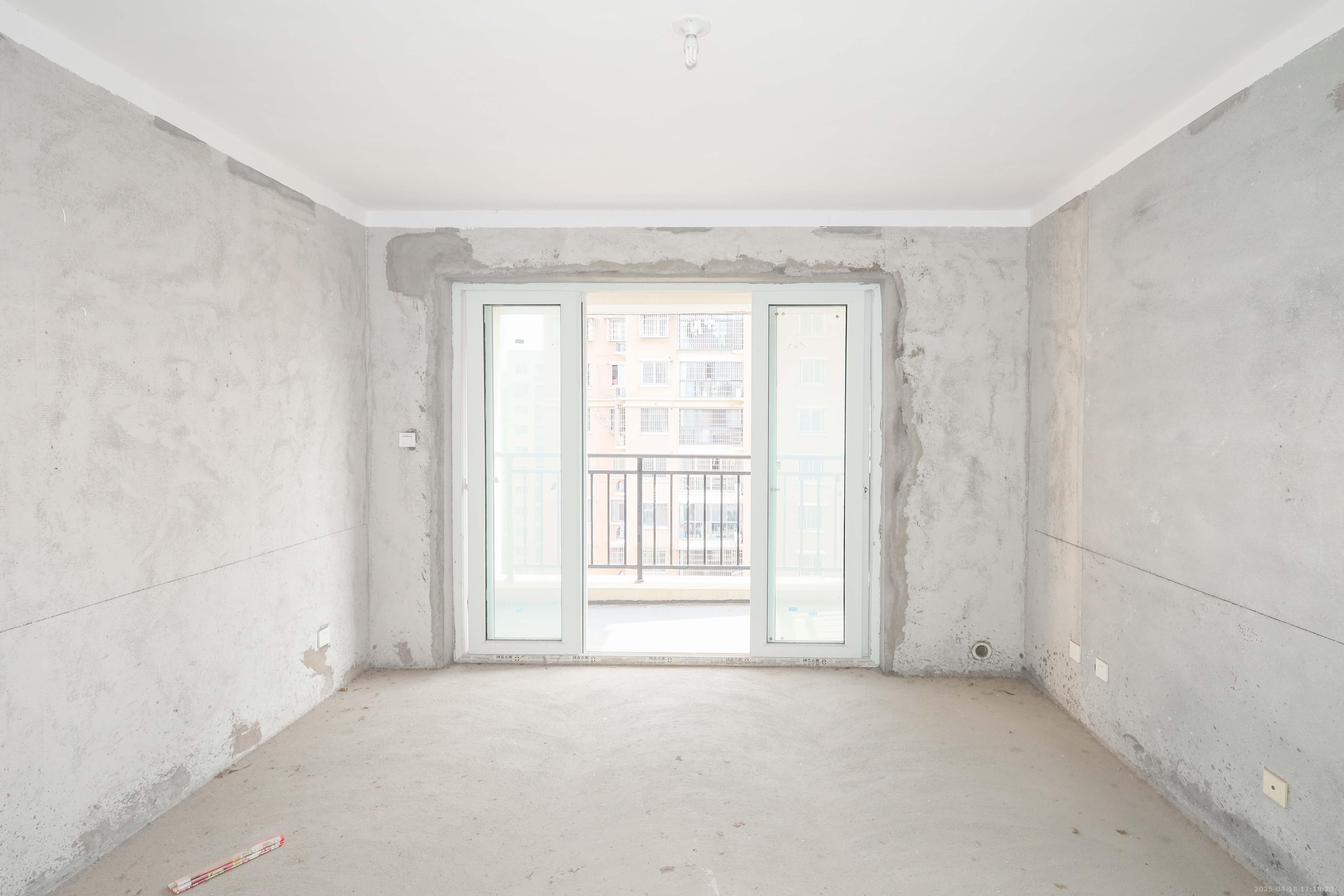 和润园一、二期  2室2厅1卫    43.0万 和润园一、二期  2室2厅1卫    43.0万客厅