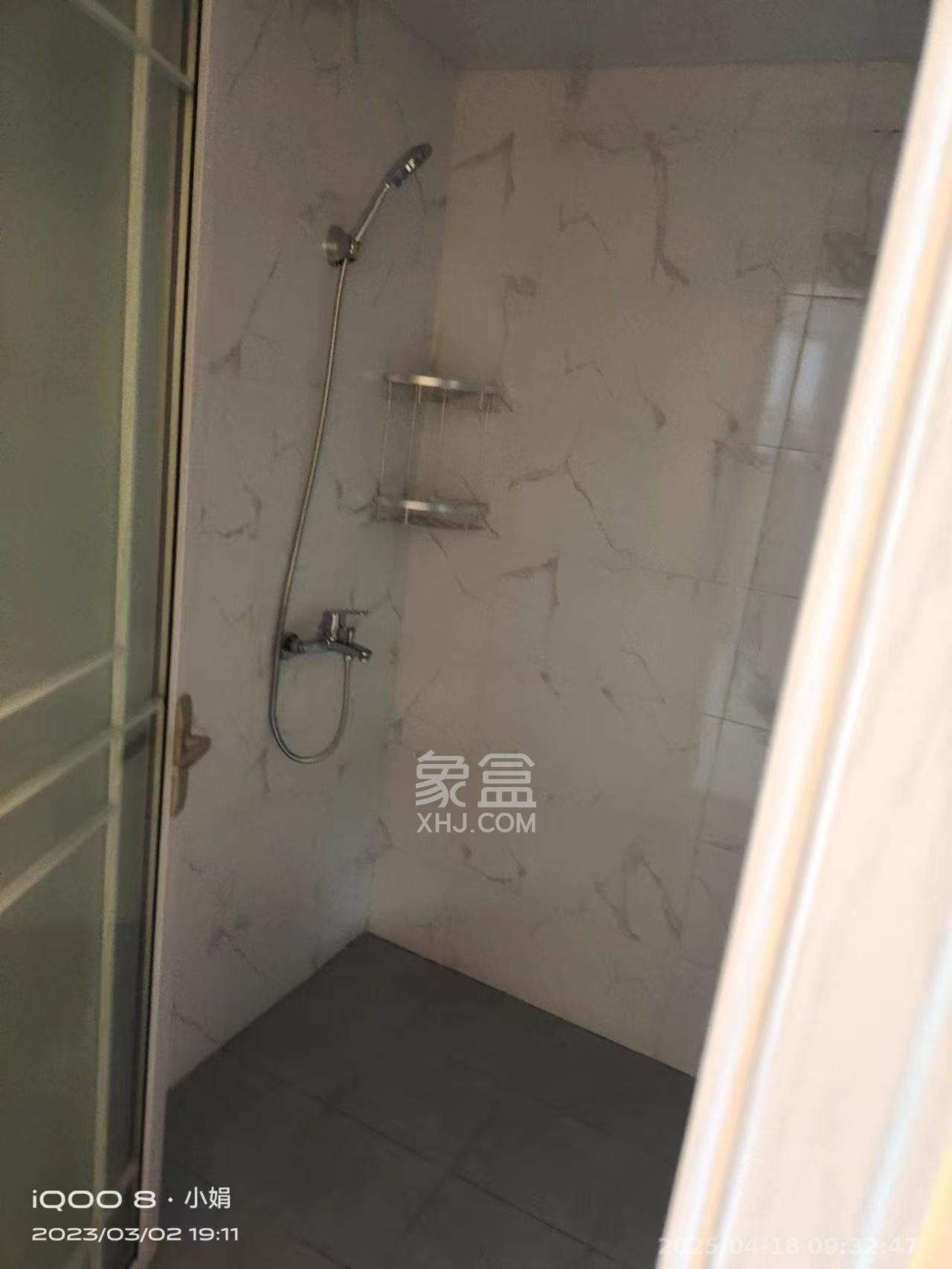 蓝光雍锦半岛   65.41㎡     1900.00元/月室内图