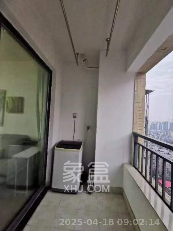 兰亭都荟（璟峰苑）  3室2厅1卫   2700.00元/月室内图