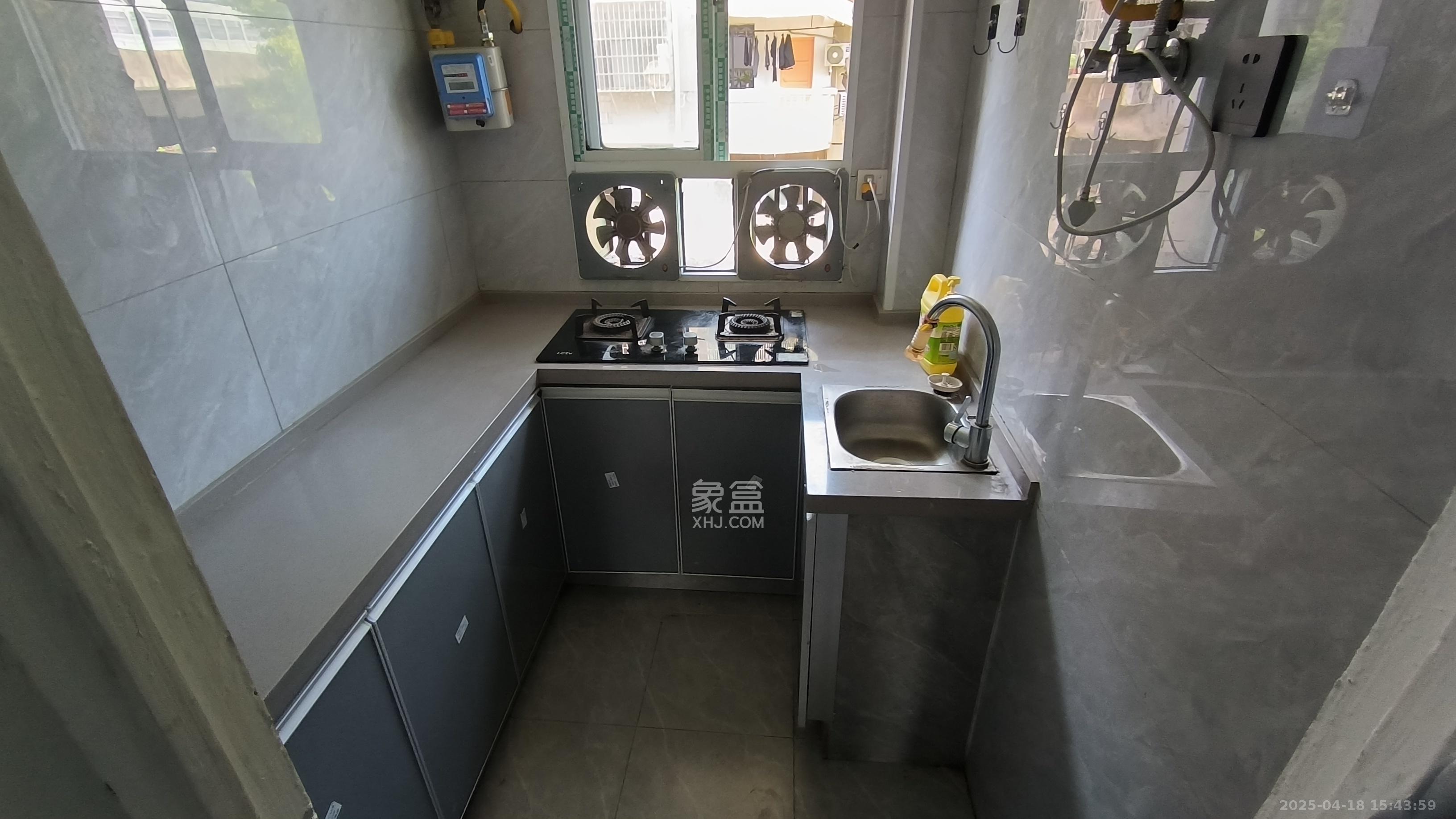 湘运新村  2室1厅1卫   1500.00元/月室内图