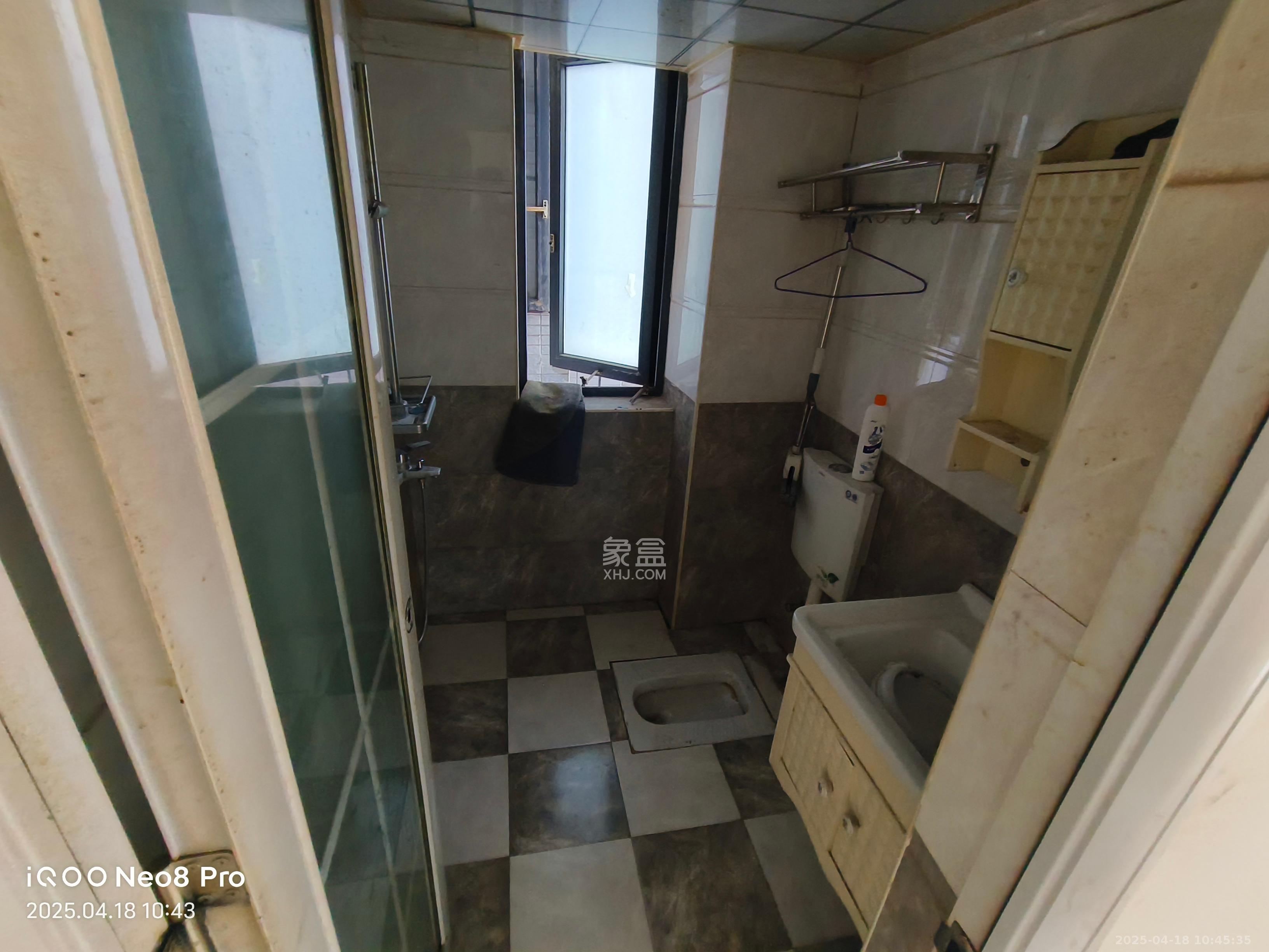 尚都花园城 3室2厅1卫 2100.0元/月 尚都花园城 3室2厅1卫 2100.0元/月室内图