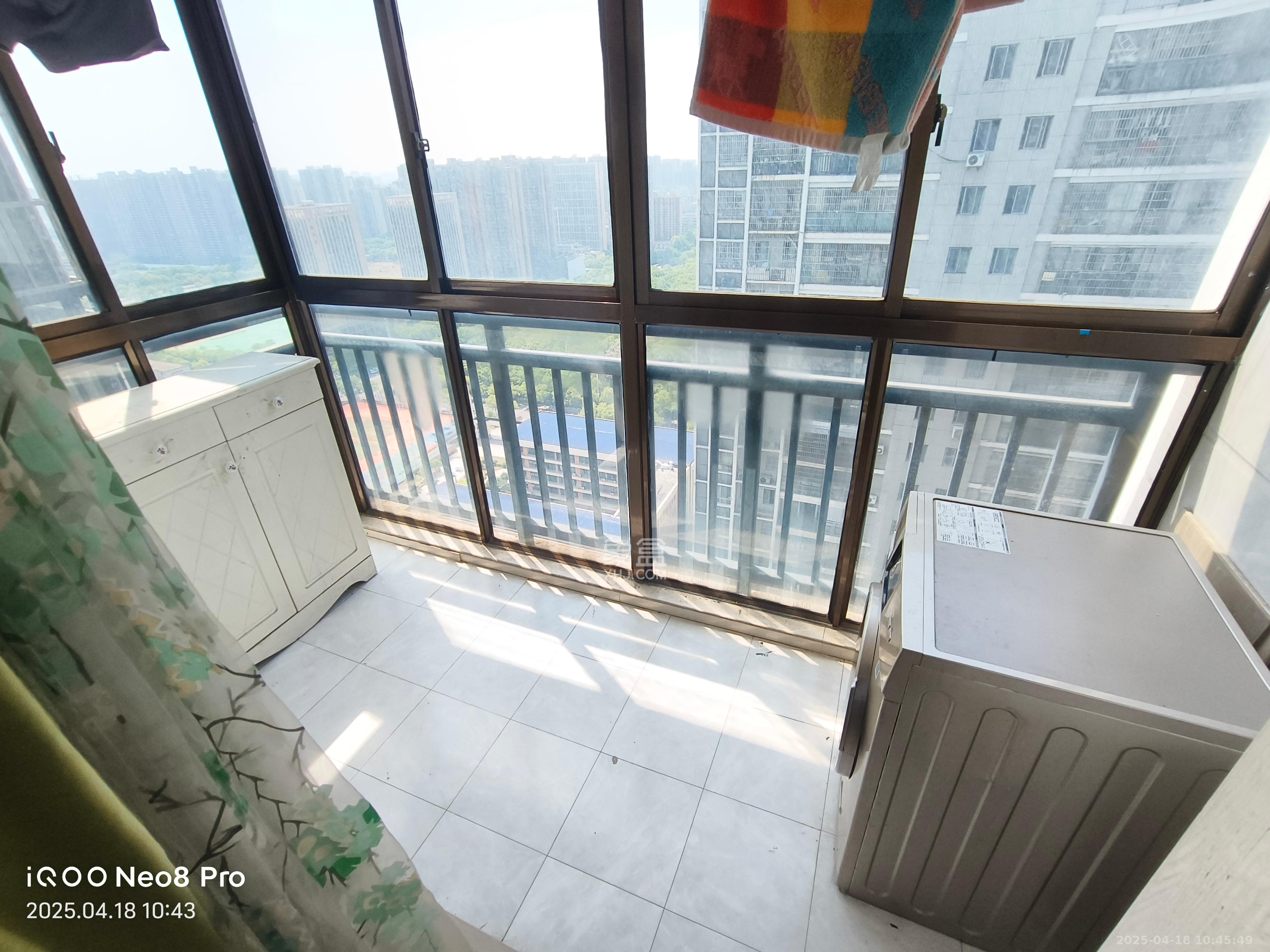 尚都花园城 3室2厅1卫 2100.0元/月 尚都花园城 3室2厅1卫 2100.0元/月室内图