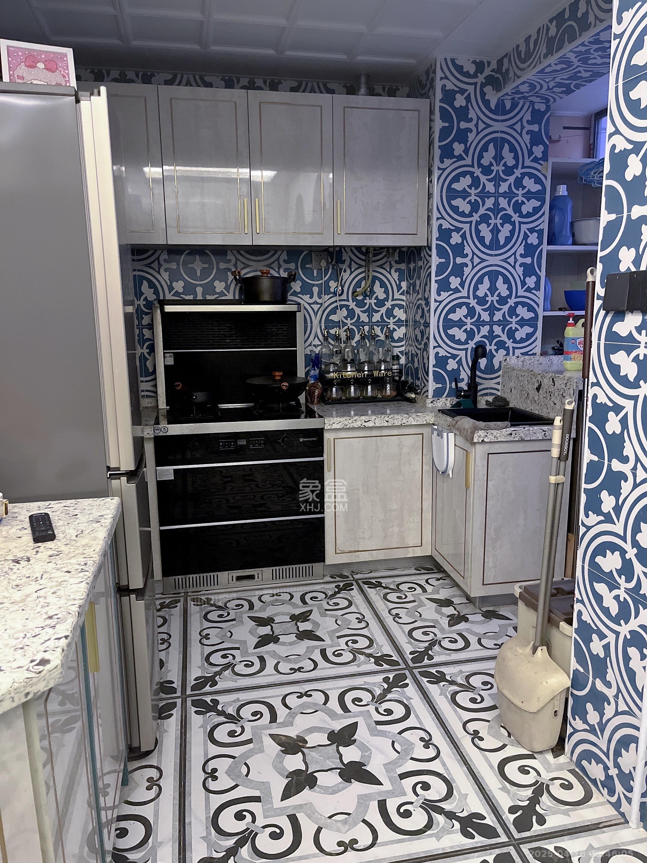 联晟大厦 1室0厅0卫 2200.0元/月 联晟大厦 1室0厅0卫 2200.0元/月室内图