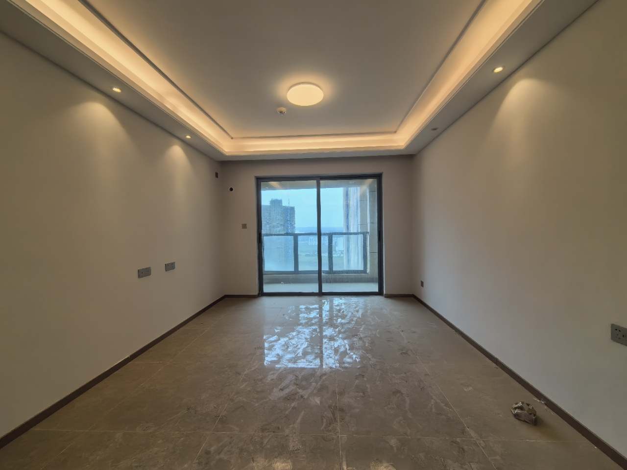 环球100宝龙城  2室0厅1卫    75.0万 环球100宝龙城  2室0厅1卫    75.0万室内图