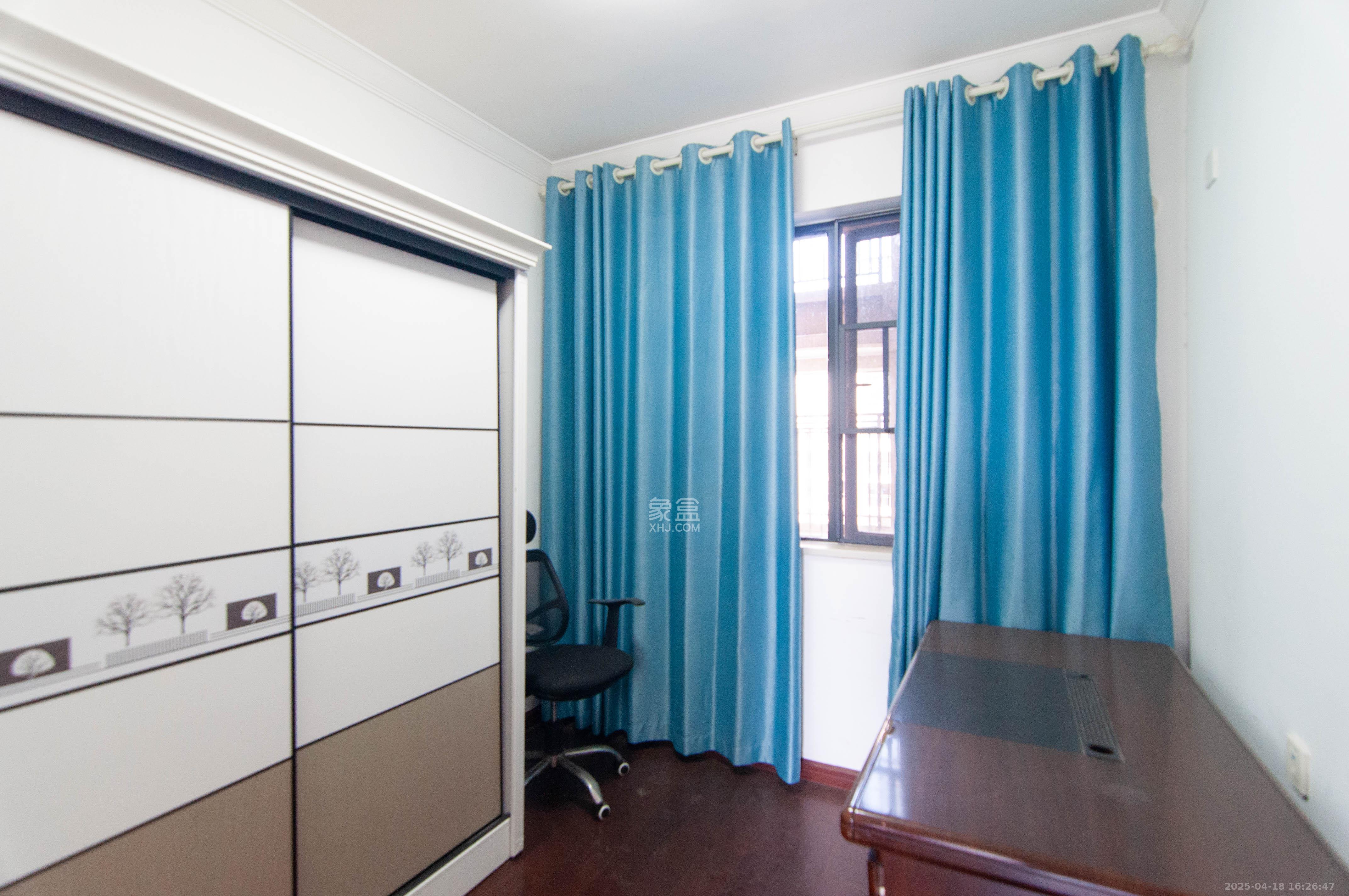 中海梅溪湖壹号  3室2厅2卫    159.0万 中海梅溪湖壹号  3室2厅2卫    159.0万其他