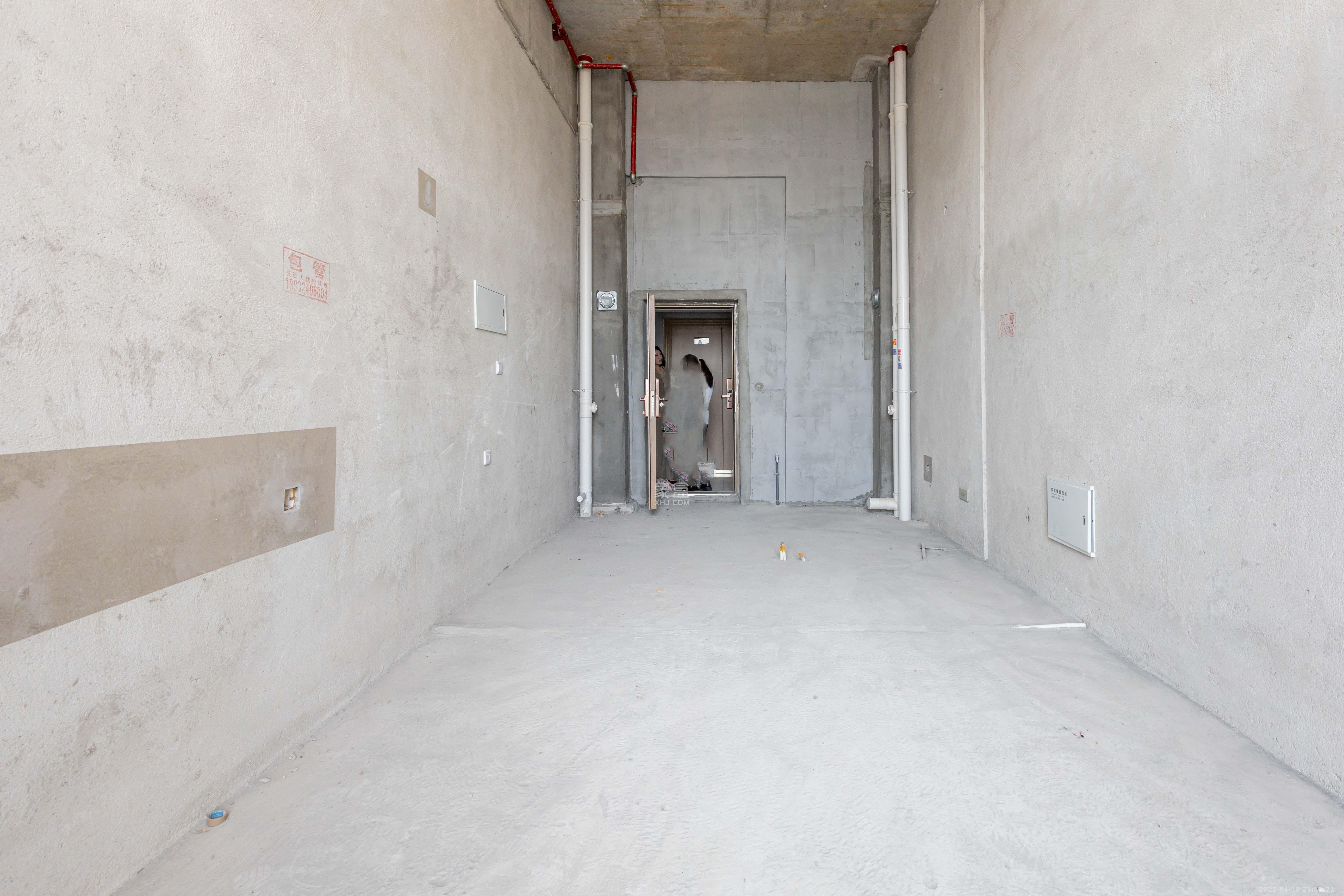 华远碧桂园海蓝城 1室1厅1卫 23.8万 华远碧桂园海蓝城 1室1厅1卫 23.8万客厅