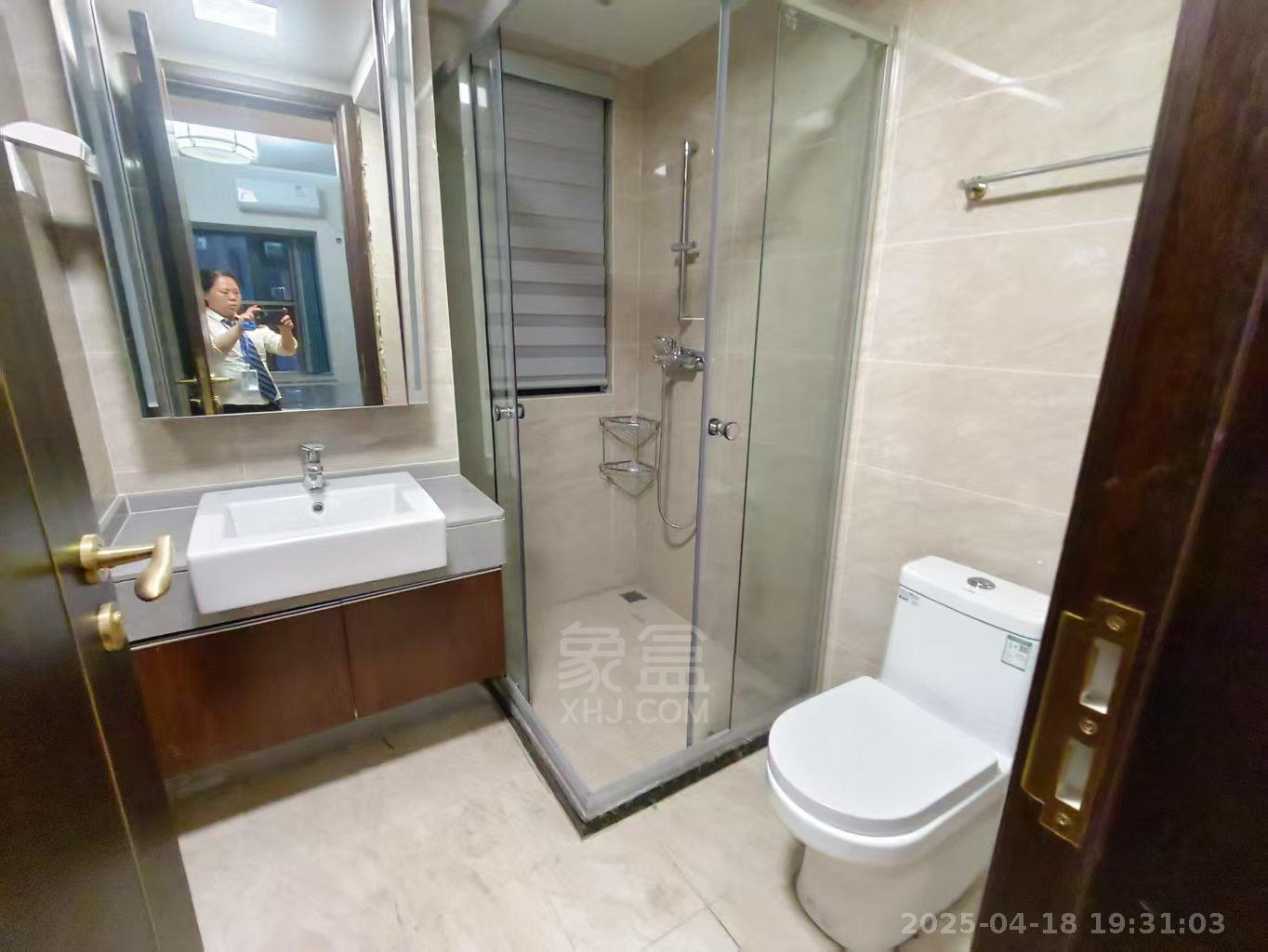 株洲恒大悦珑台 3室2厅2卫 1800.0元/月 株洲恒大悦珑台 3室2厅2卫 1800.0元/月室内图