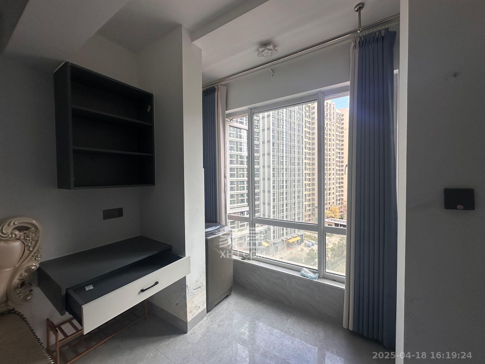 金地铂悦 1室1厅1卫 1350.0元/月 金地铂悦 1室1厅1卫 1350.0元/月室内图