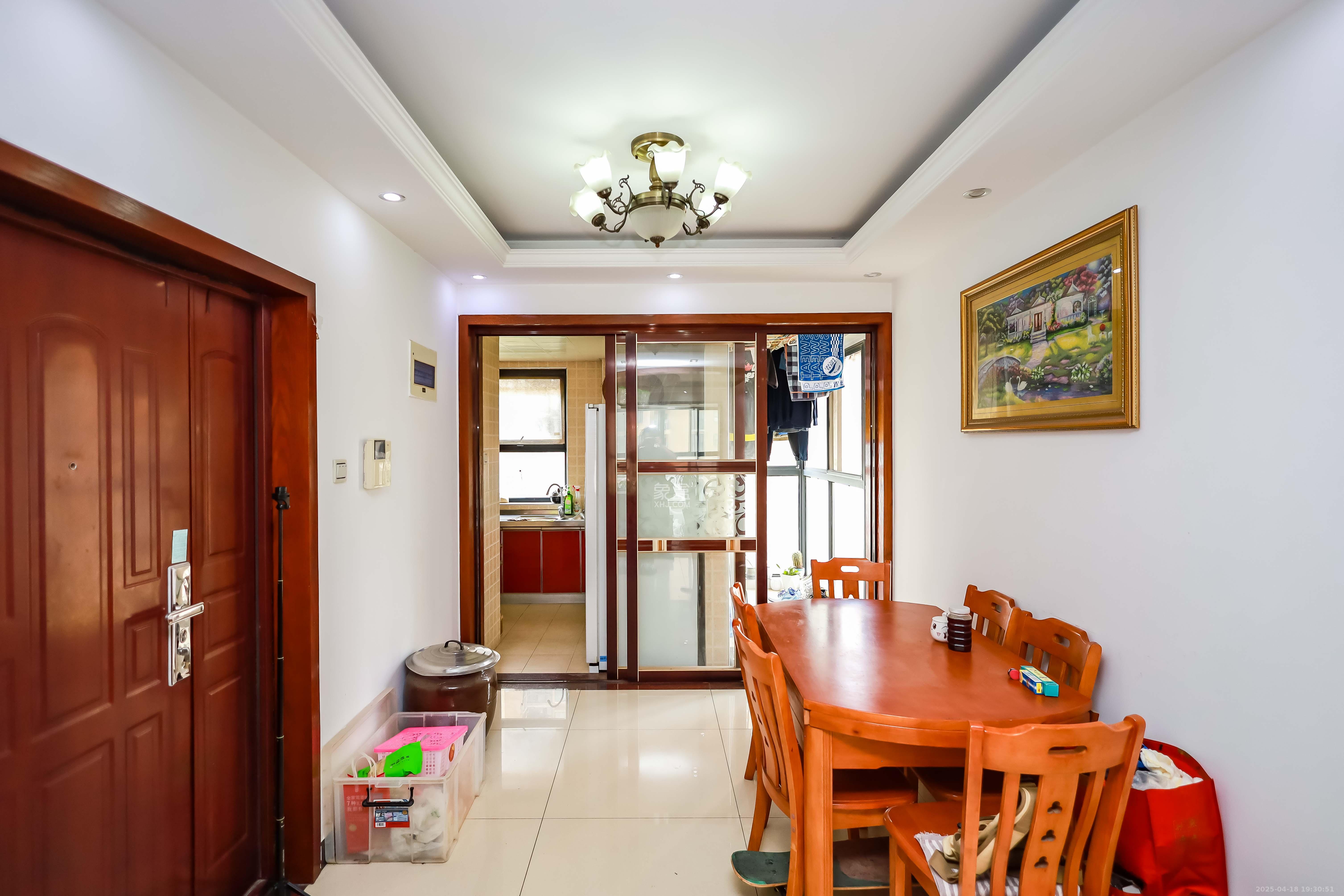 北京御园一二期(国泰嘉园) 4室2厅2卫 165.0万 北京御园一二期(国泰嘉园) 4室2厅2卫 165.0万客厅