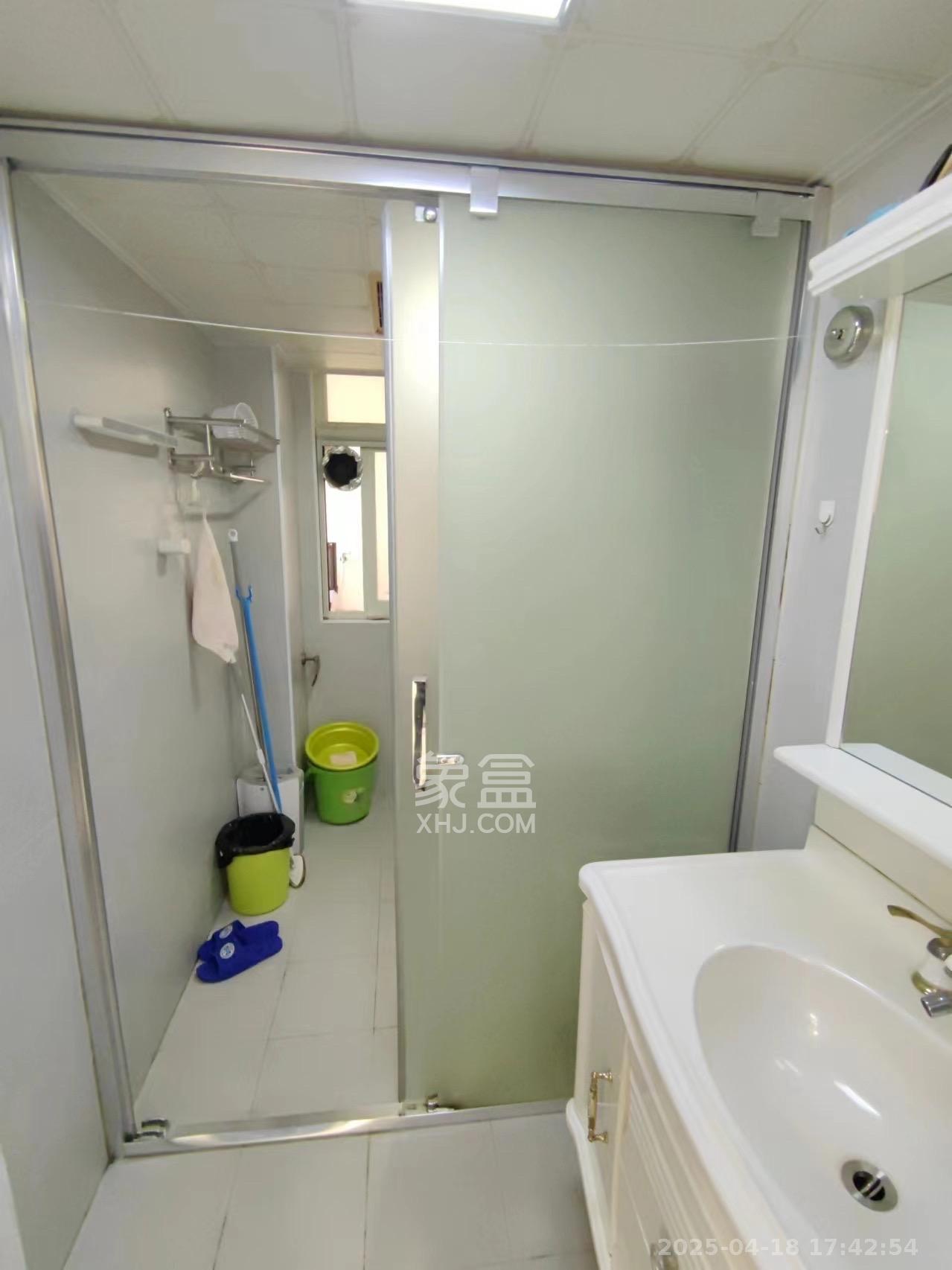 北辰三角洲E6区  3室2厅1卫   3800.00元/月室内图