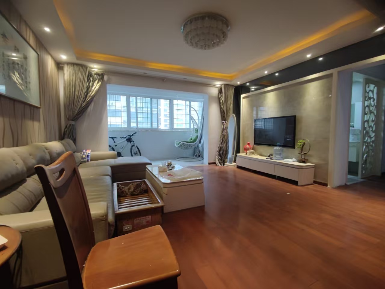 中电怡和苑 4室2厅2卫 2400.0元/月 中电怡和苑 4室2厅2卫 2400.0元/月室内图