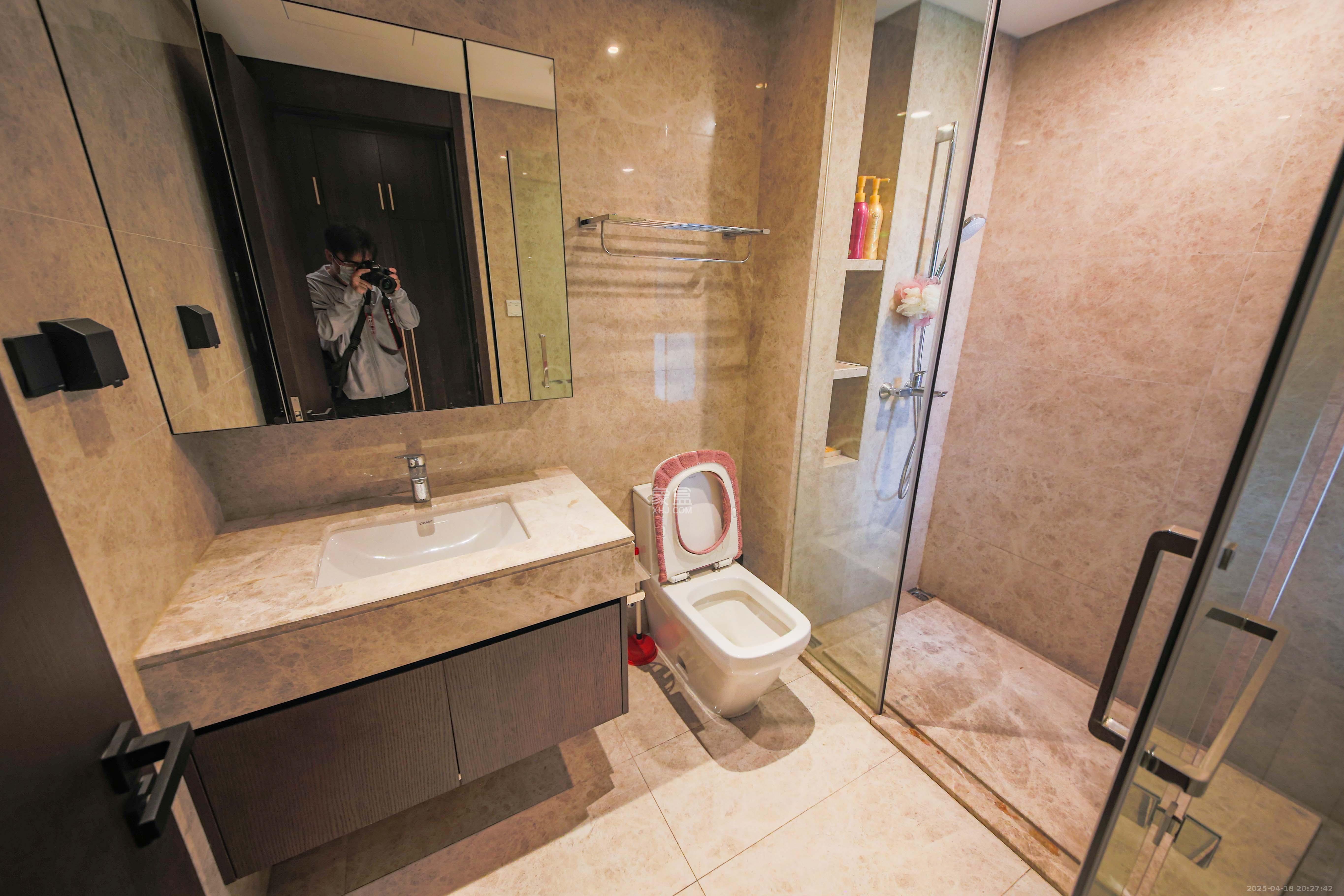 印湘江一期 6室2厅6卫 799.0万 印湘江一期 6室2厅6卫 799.0万卫生间