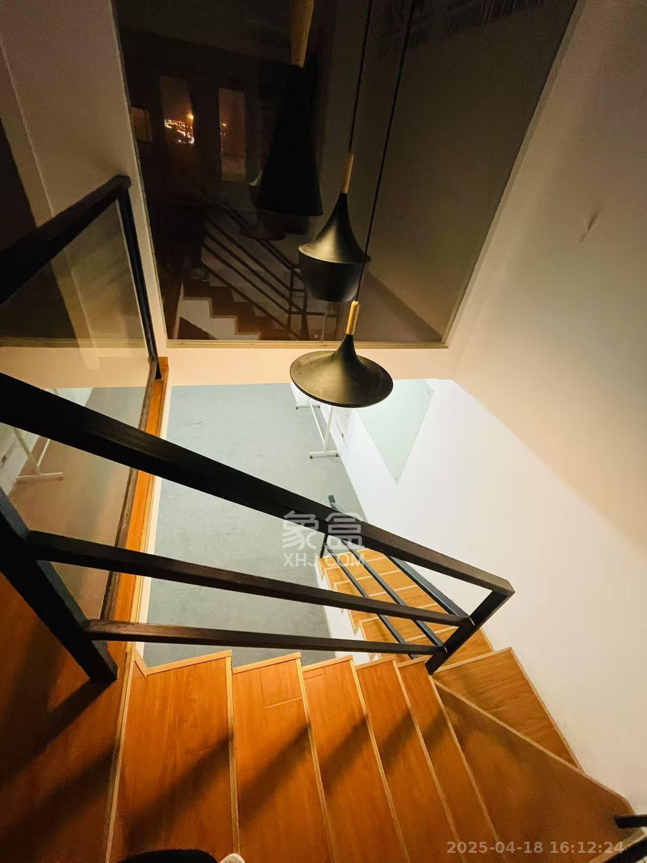 长城万富汇  2室2厅1卫    2380.0元/月 长城万富汇  2室2厅1卫    2380.0元/月室内图