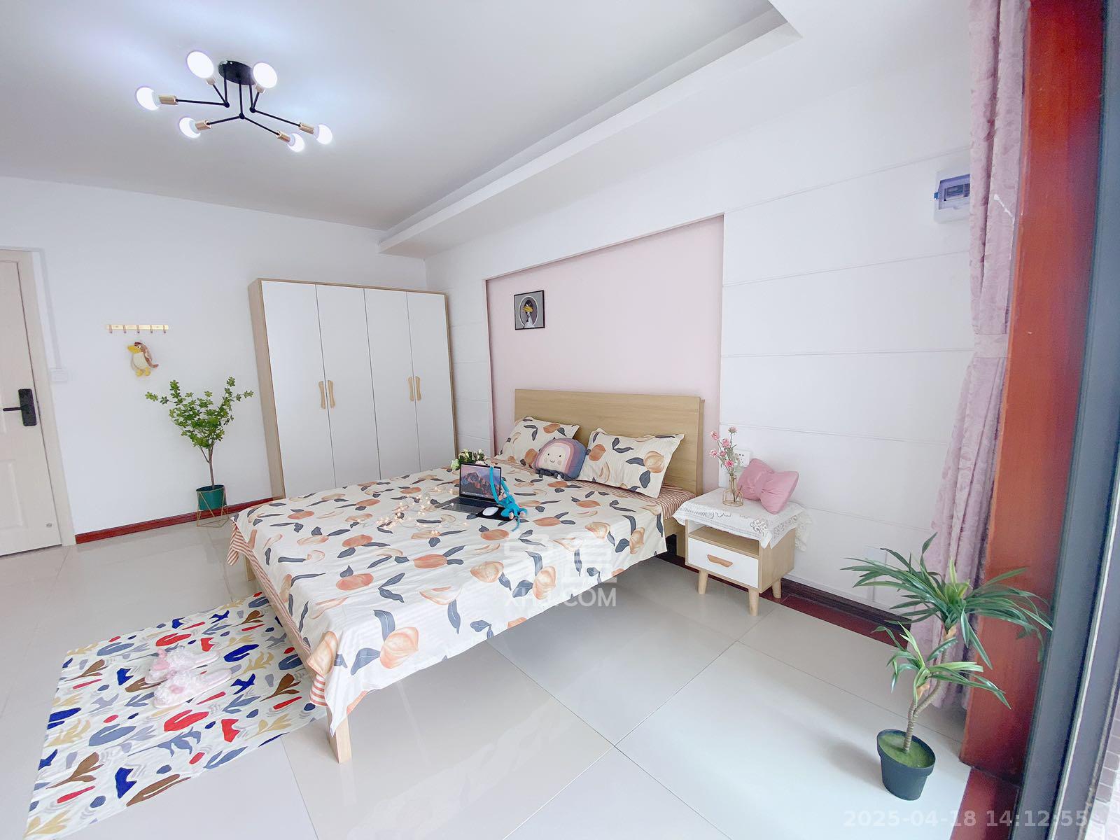 西子花苑  1室2厅2卫   1500.00元/月室内图