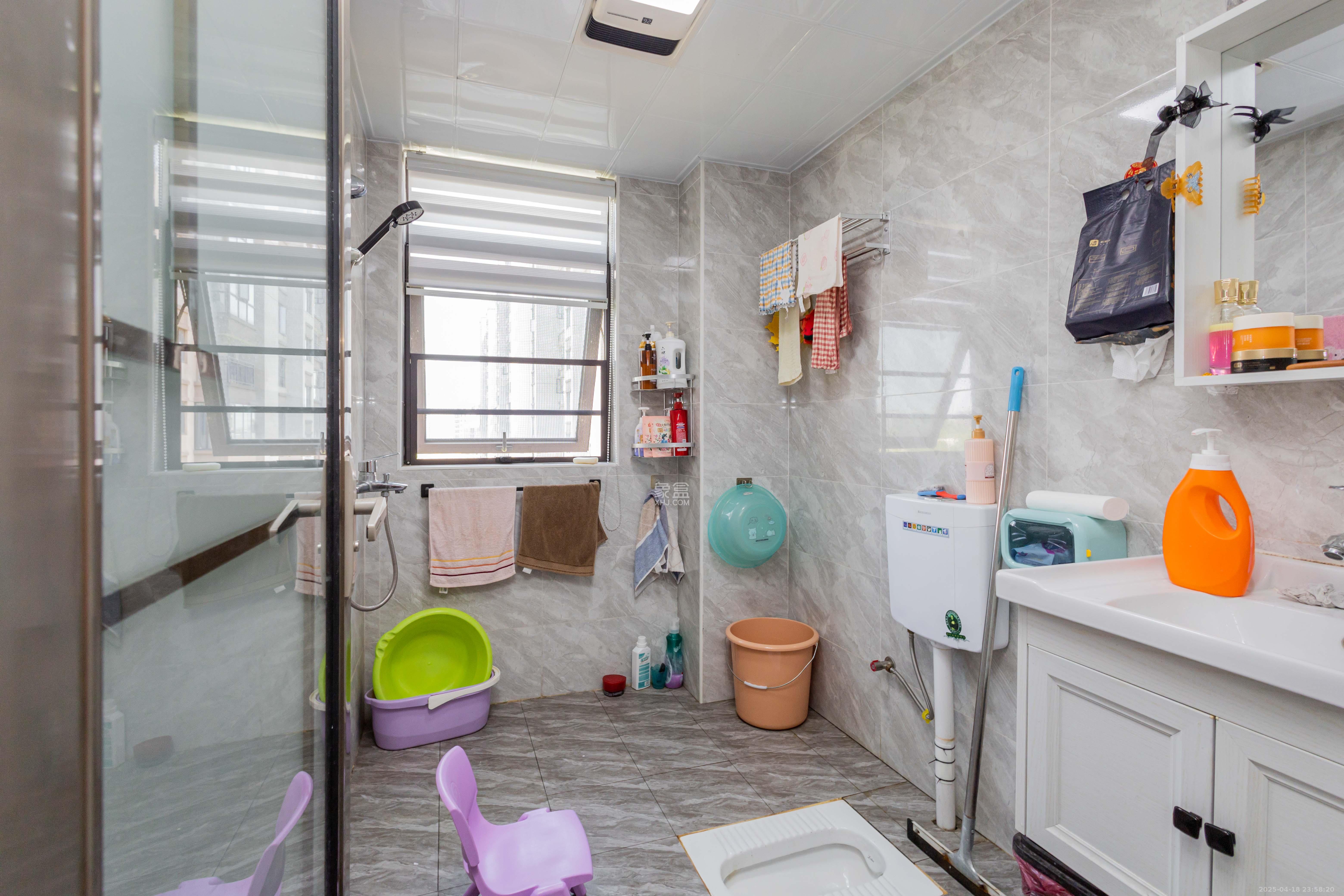 金广星苑  3室2厅2卫    68.8万 金广星苑  3室2厅2卫    68.8万卫生间