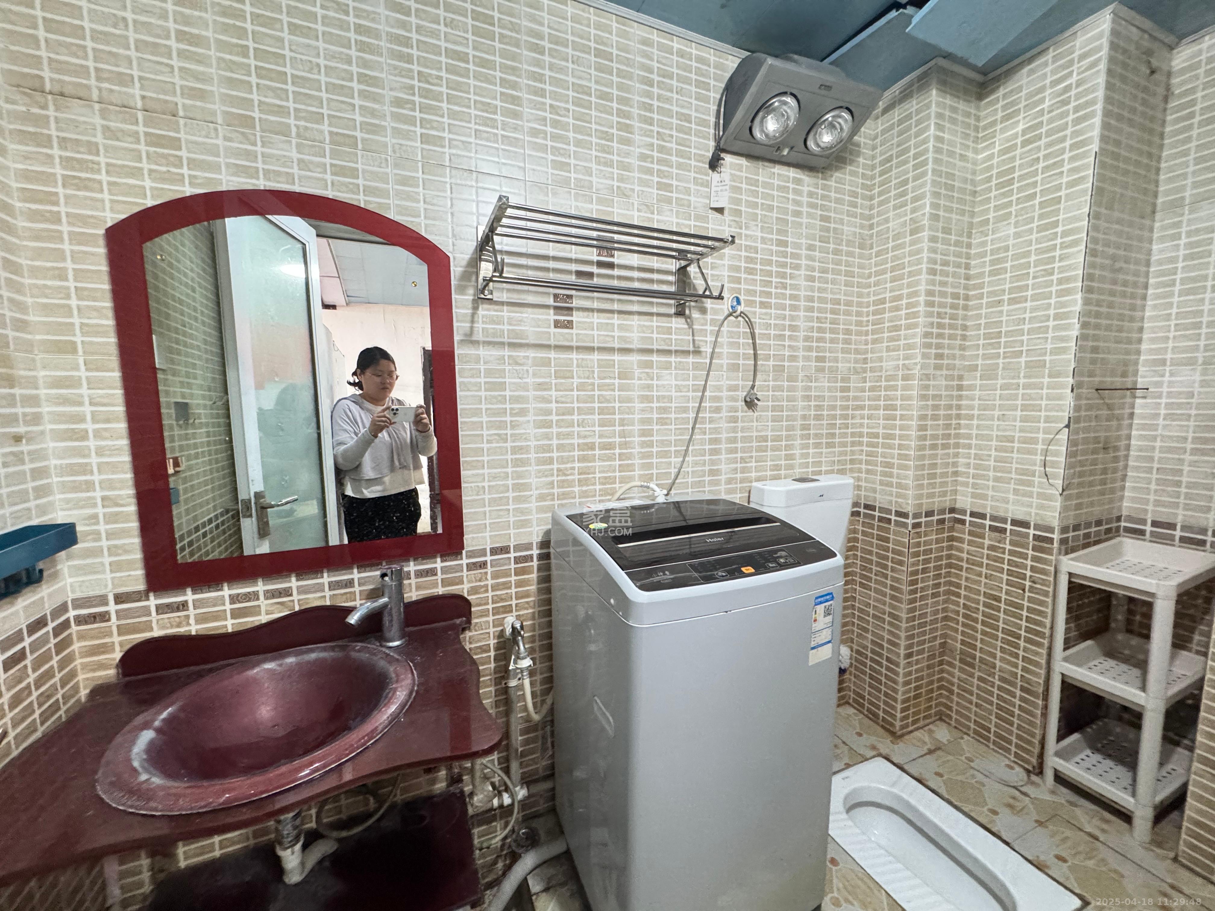 湘聚大厦  1室1厅1卫   1400.00元/月室内图