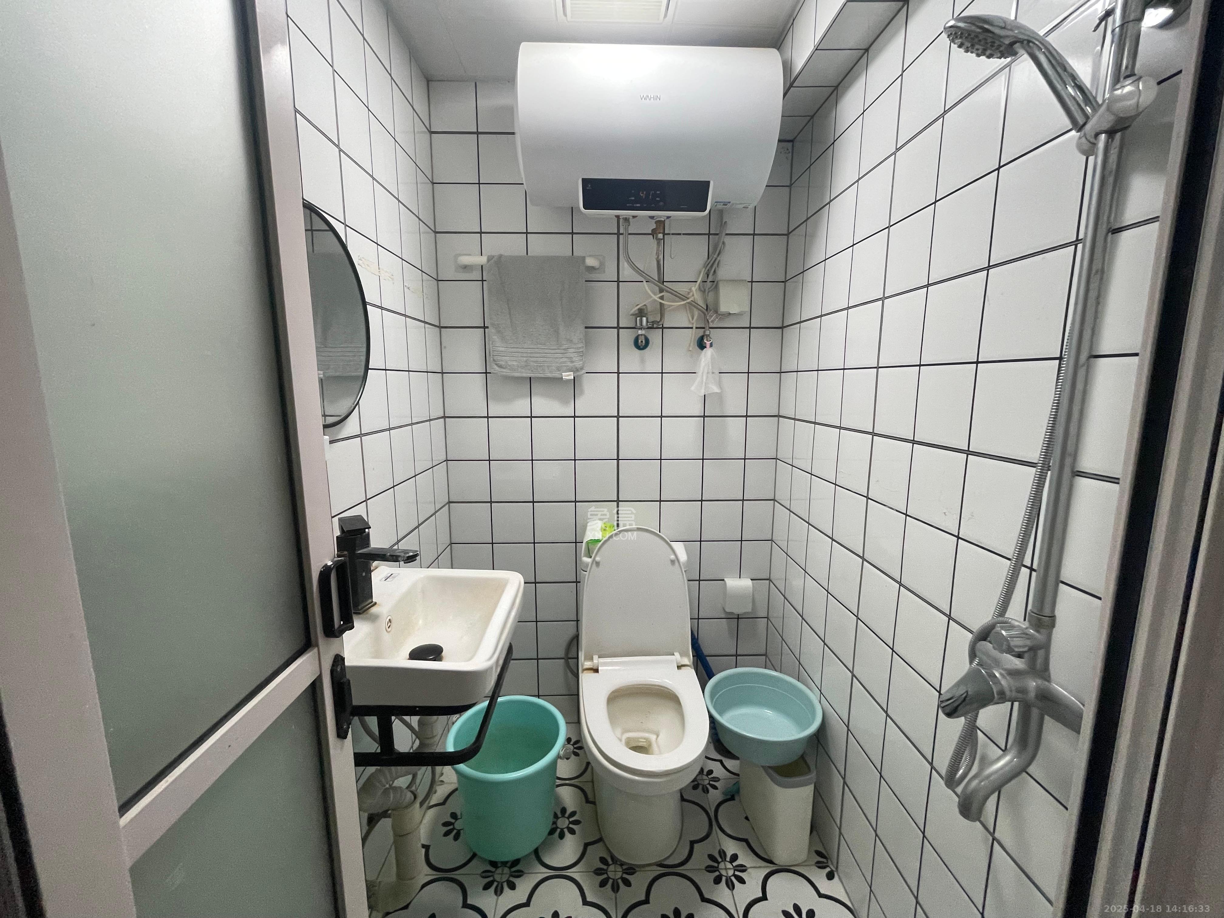 新天地（温馨家园）新长江宾馆  1室1厅1卫   1500.00元/月室内图