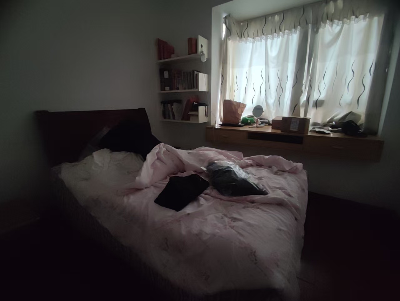 中电怡和苑 4室2厅2卫 2400.0元/月 中电怡和苑 4室2厅2卫 2400.0元/月室内图