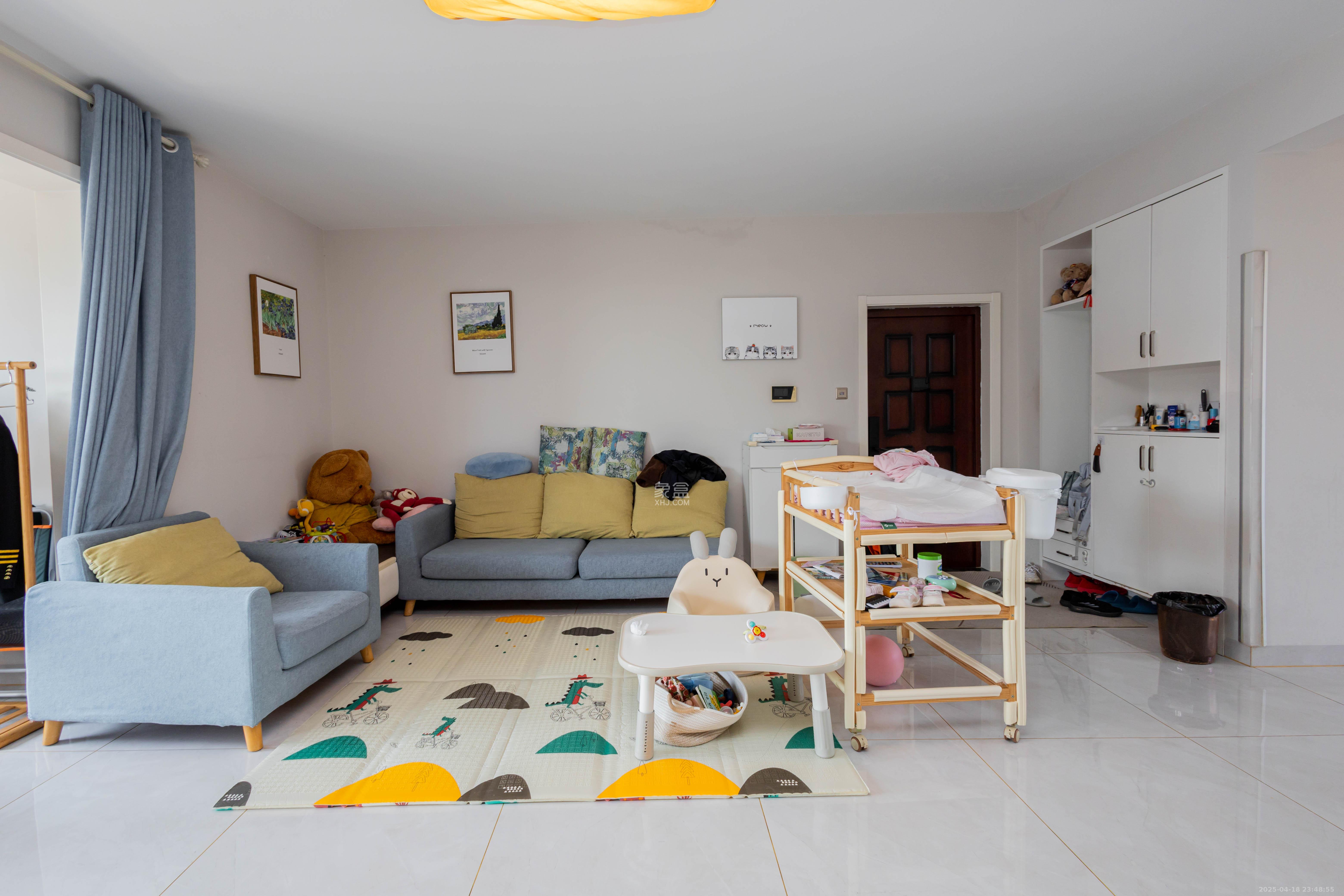 康桥长郡 4室2厅2卫 90.0万 康桥长郡 4室2厅2卫 90.0万客厅