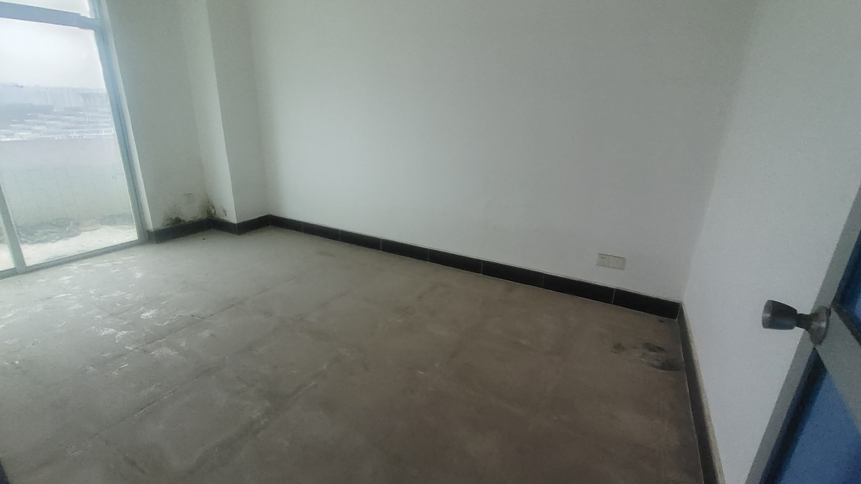 凤翔大厦 2室2厅1卫 60.0万 凤翔大厦 2室2厅1卫 60.0万客厅