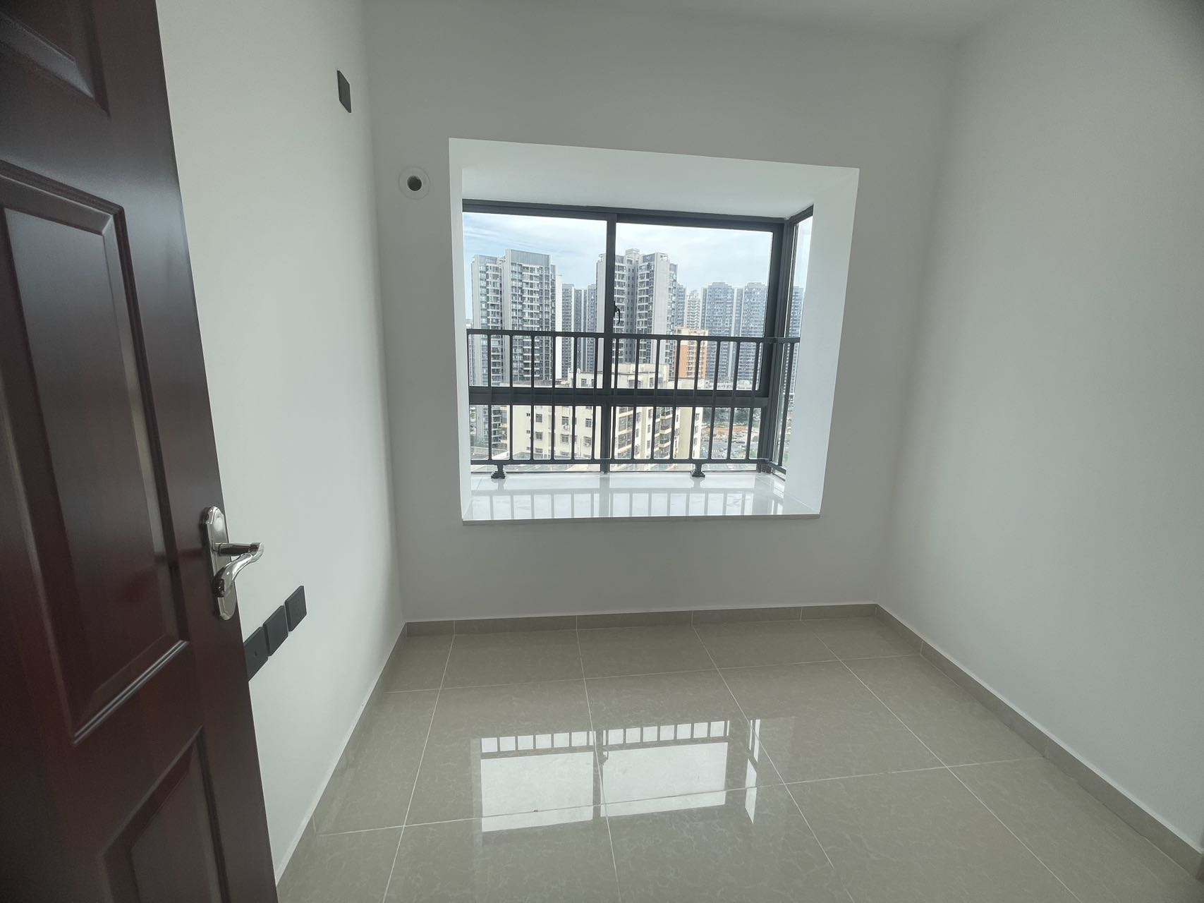 中交.博巷雅苑 1室0厅0卫 125.0万 中交.博巷雅苑 1室0厅0卫 125.0万客厅