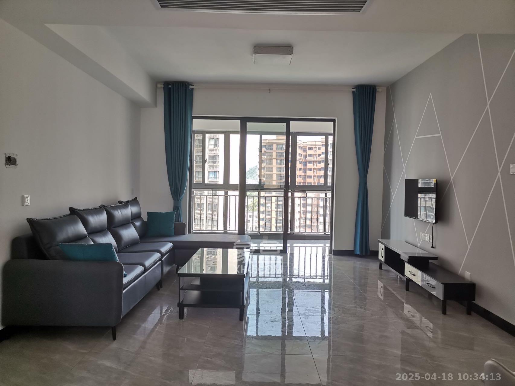 莱茵城 1室2厅1卫 2300.0元/月 莱茵城 1室2厅1卫 2300.0元/月室内图