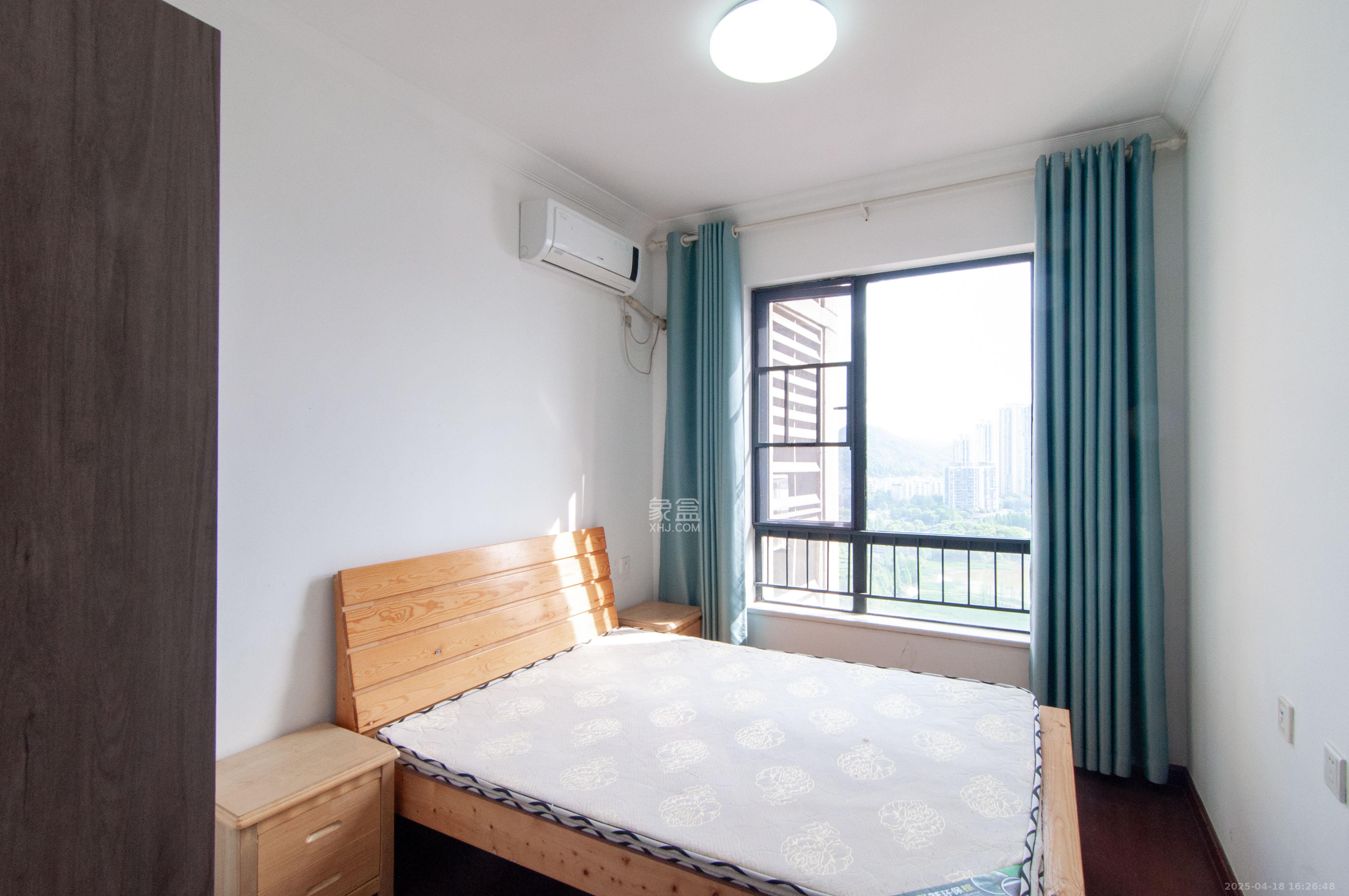 中海梅溪湖壹号  3室2厅2卫    159.0万 中海梅溪湖壹号  3室2厅2卫    159.0万其他