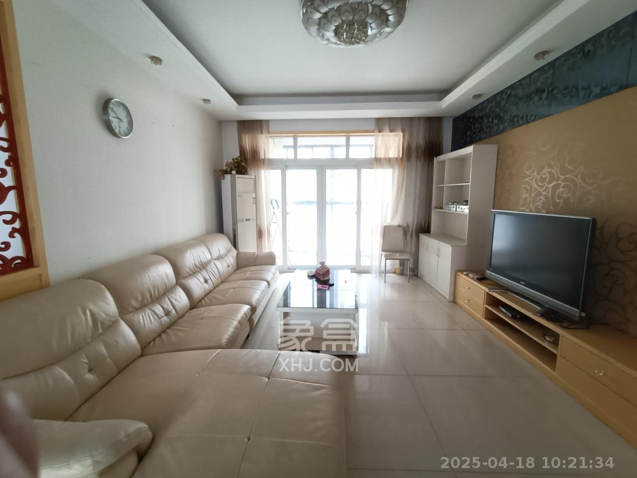 泊爱蓝湾 3室2厅2卫 3000.0元/月 泊爱蓝湾 3室2厅2卫 3000.0元/月室内图