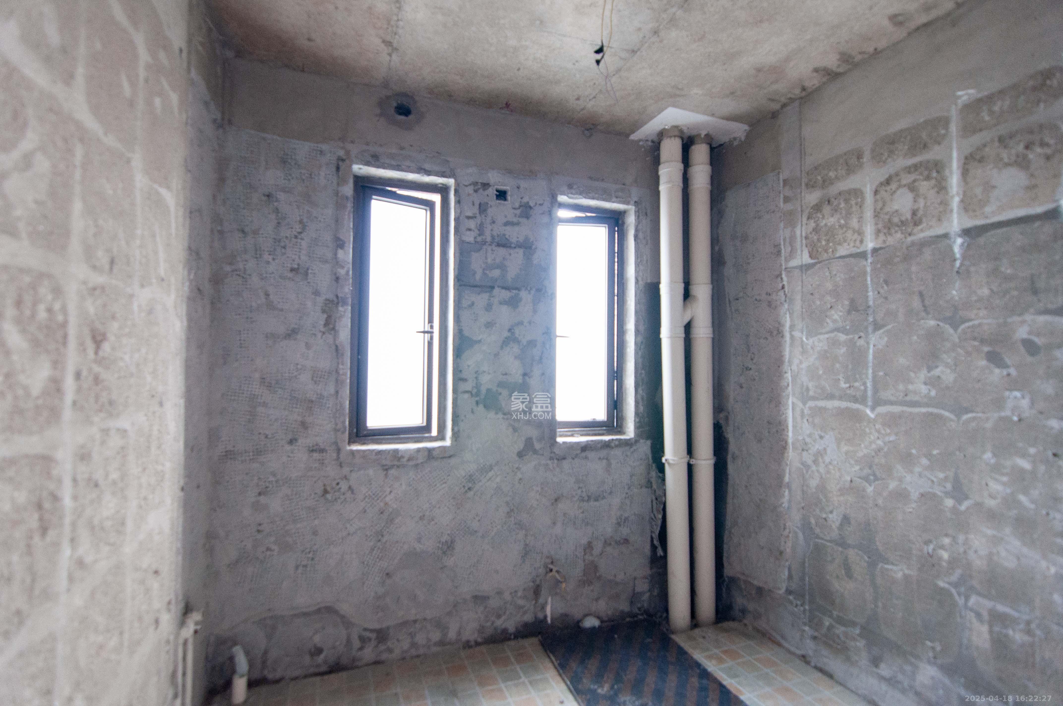 金茂梅溪湖 4室2厅1卫 258.0万 金茂梅溪湖 4室2厅1卫 258.0万其他