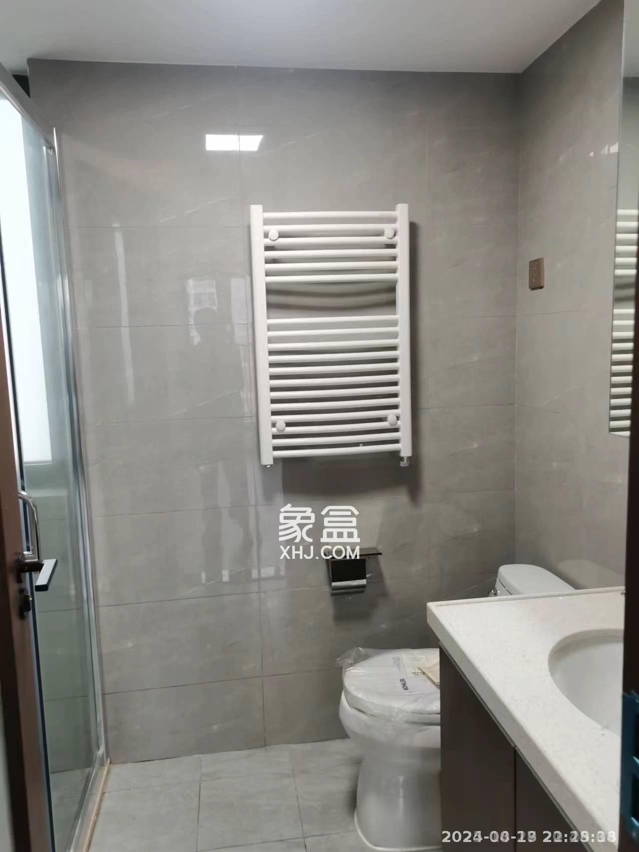 绿地长沙城际空间站(绿地新里佳苑) 3室2厅2卫 3200.0元/月 绿地长沙城际空间站(绿地新里佳苑) 3室2厅2卫 3200.0元/月室内图