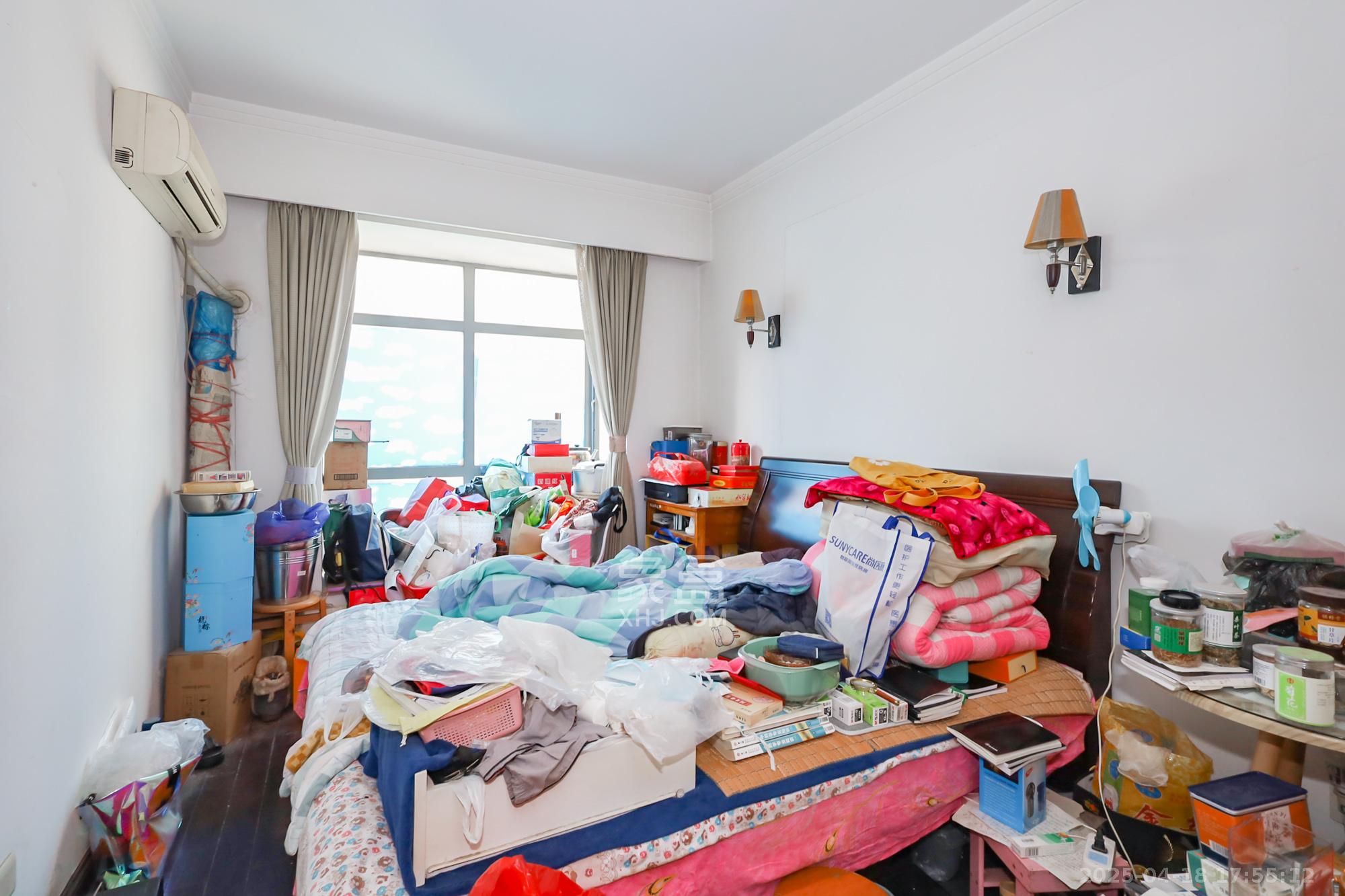 沁园春 4室2厅2卫 158.0万 沁园春 4室2厅2卫 158.0万卧室