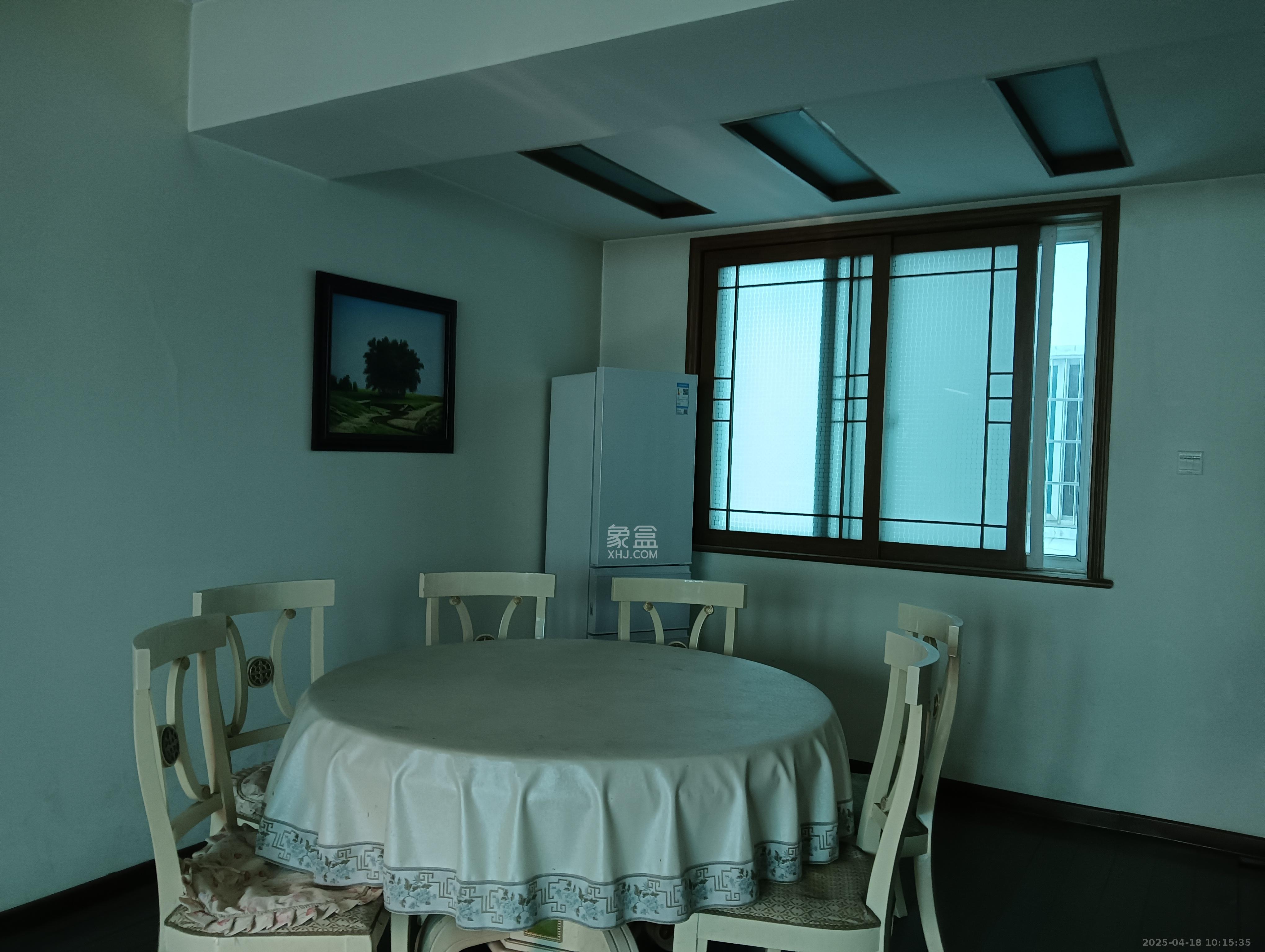 金邮小区 3室2厅2卫 3200.00元/月 金邮小区 3室2厅2卫 3200.00元/月室内图