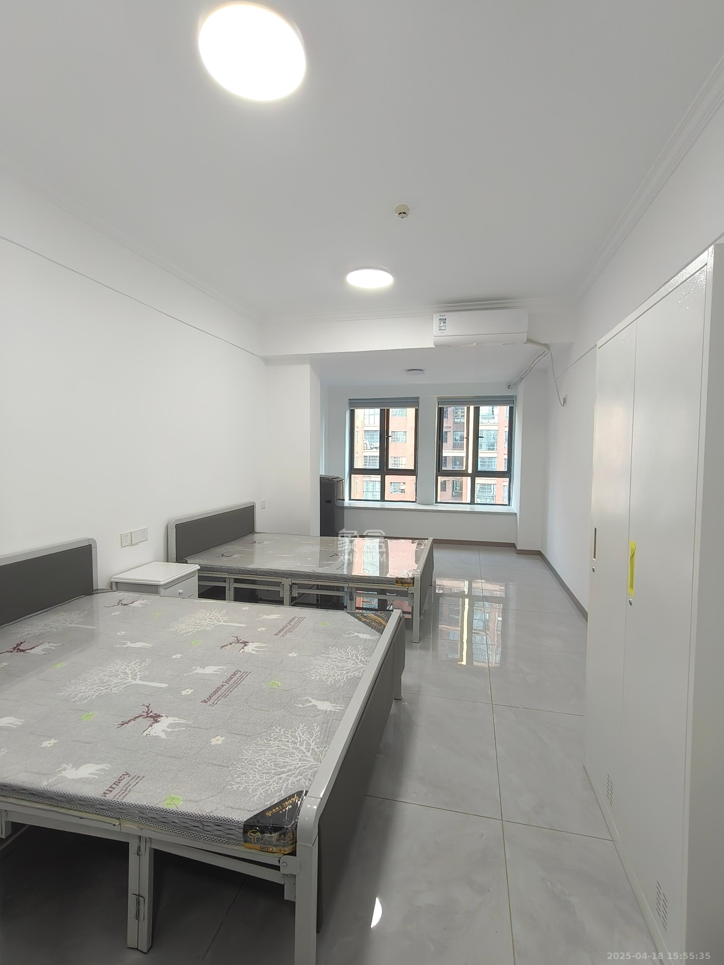 海德公园 1室1厅1卫 1180.0元/月 海德公园 1室1厅1卫 1180.0元/月室内图