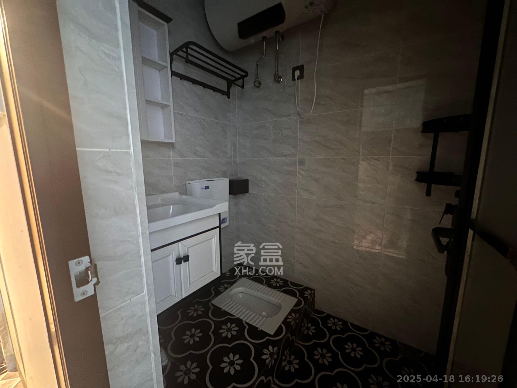 金地铂悦 1室1厅1卫 1350.0元/月 金地铂悦 1室1厅1卫 1350.0元/月室内图