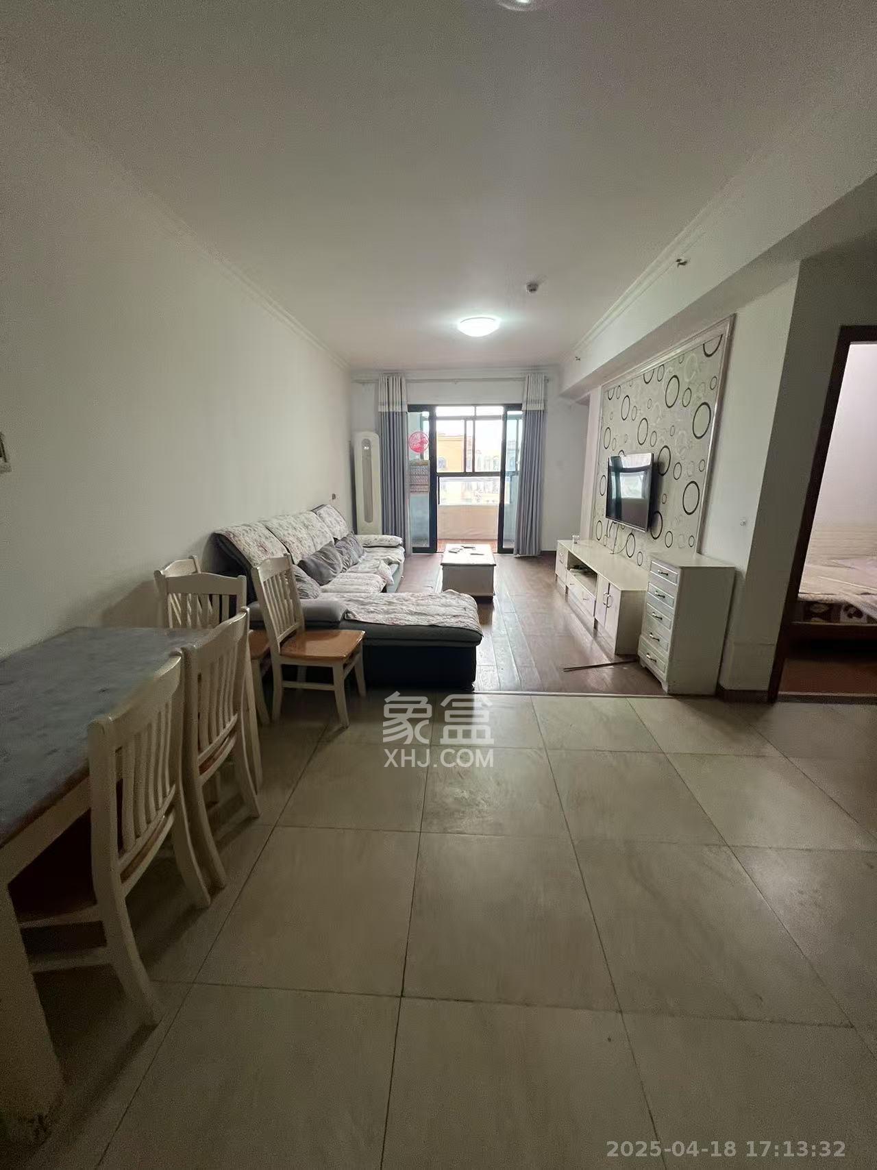 中信凯旋蓝岸(中信新城三期) 3室2厅1卫 2200.0元/月 中信凯旋蓝岸(中信新城三期) 3室2厅1卫 2200.0元/月室内图