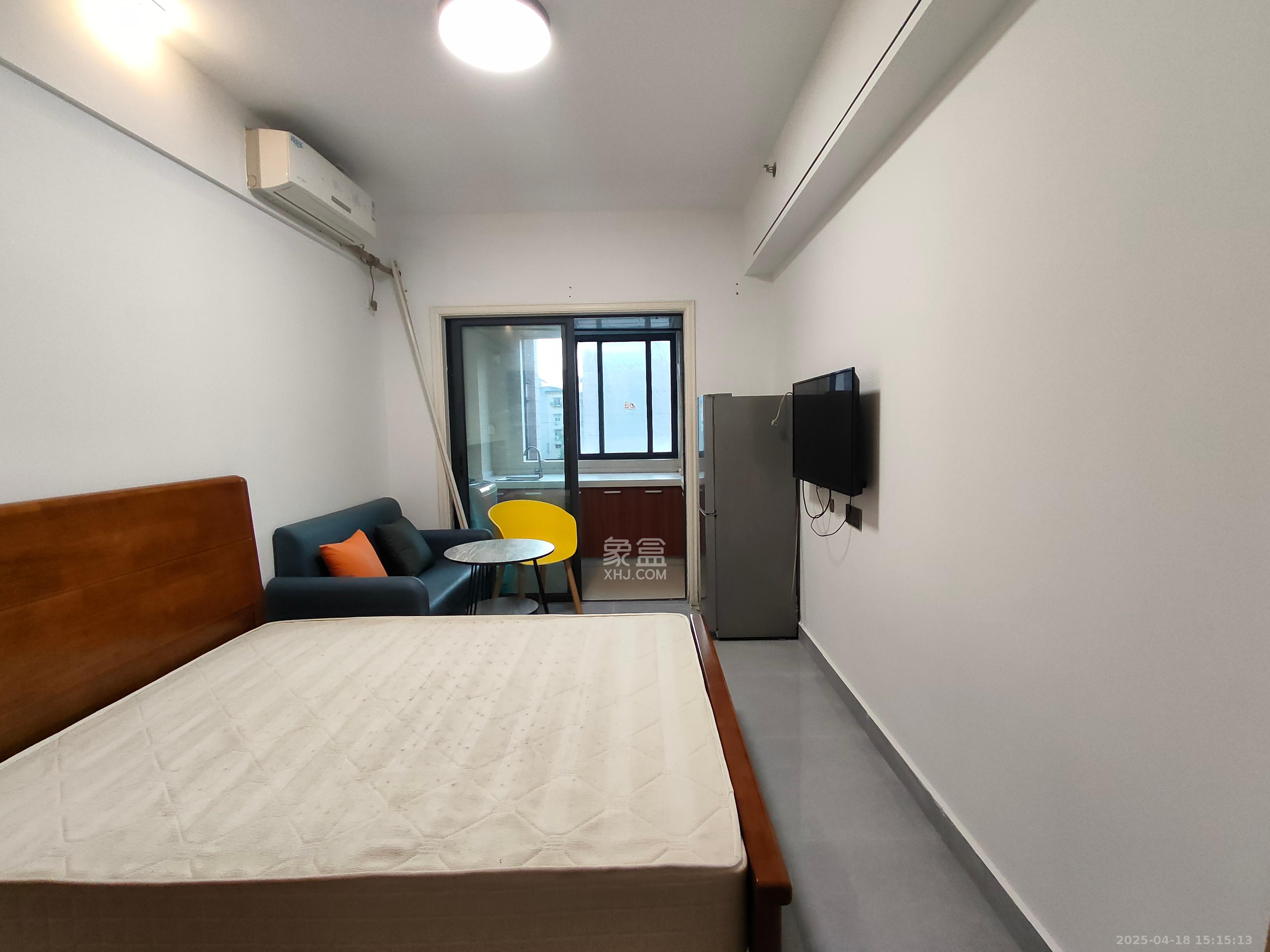 中建木莲工社 1室1厅1卫 1300.0元/月 中建木莲工社 1室1厅1卫 1300.0元/月室内图