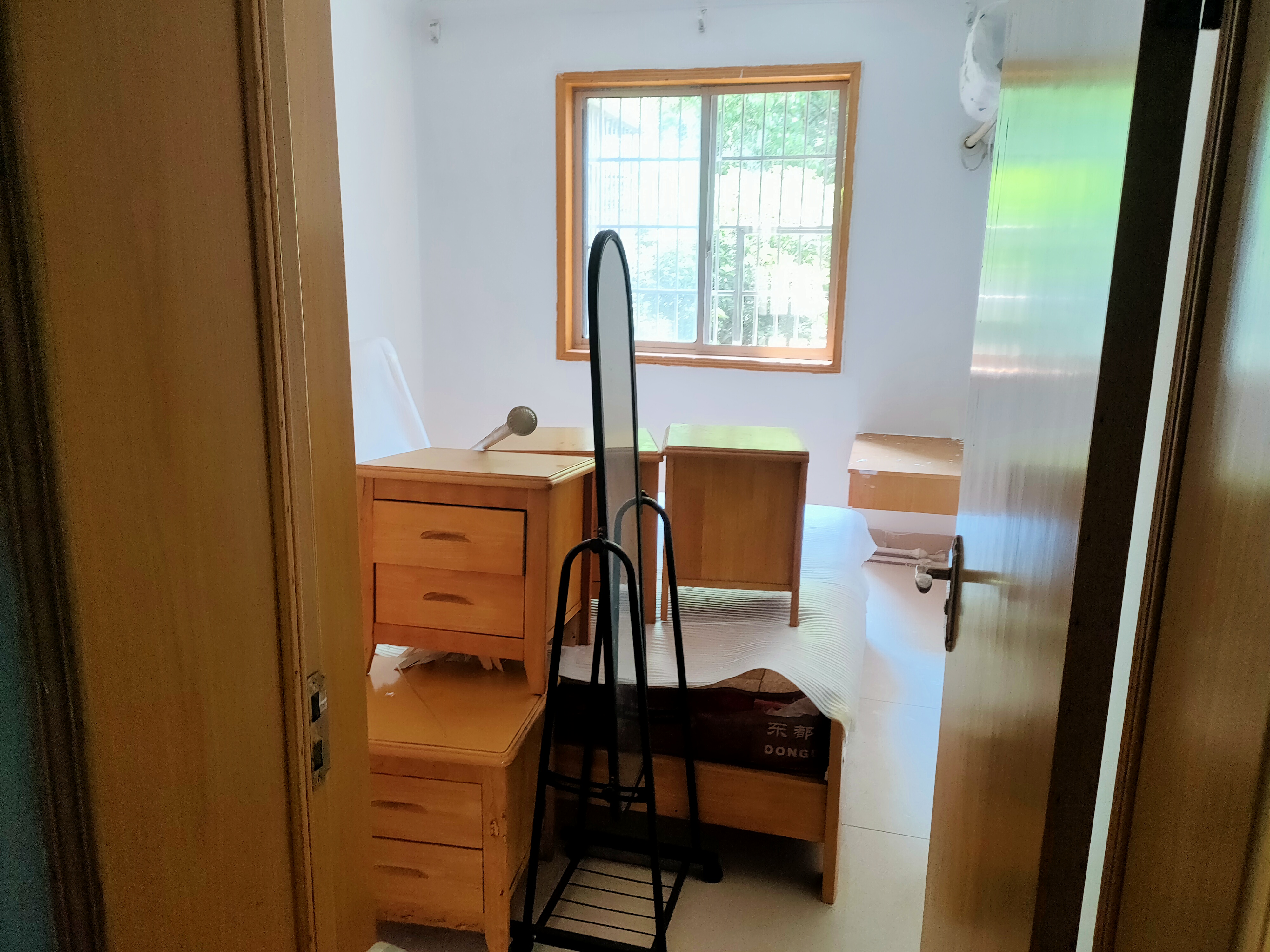 互助小区  3室2厅1卫   1500.00元/月室内图