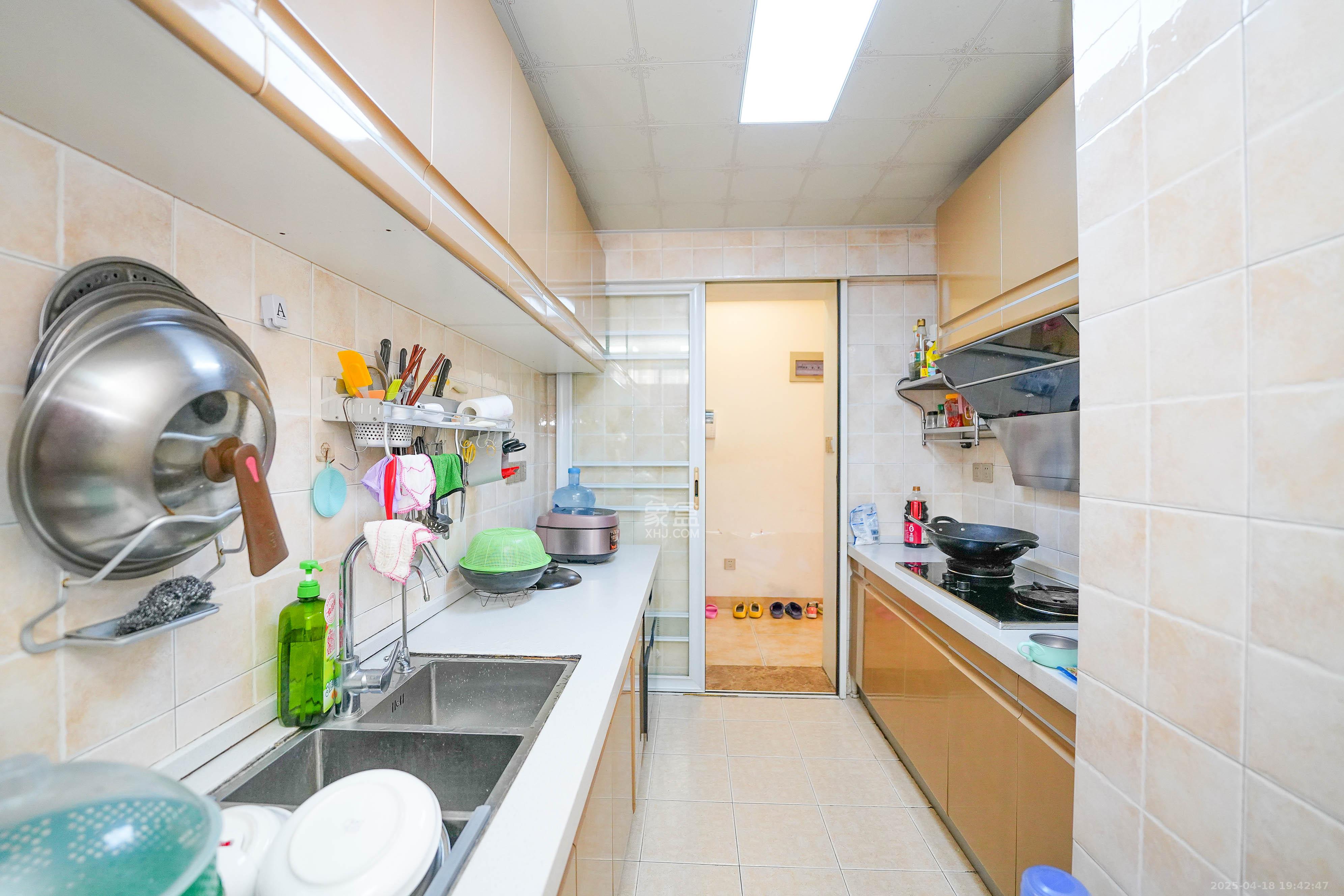 佳兆业水岸新都  2室1厅1卫   45.00万厨房