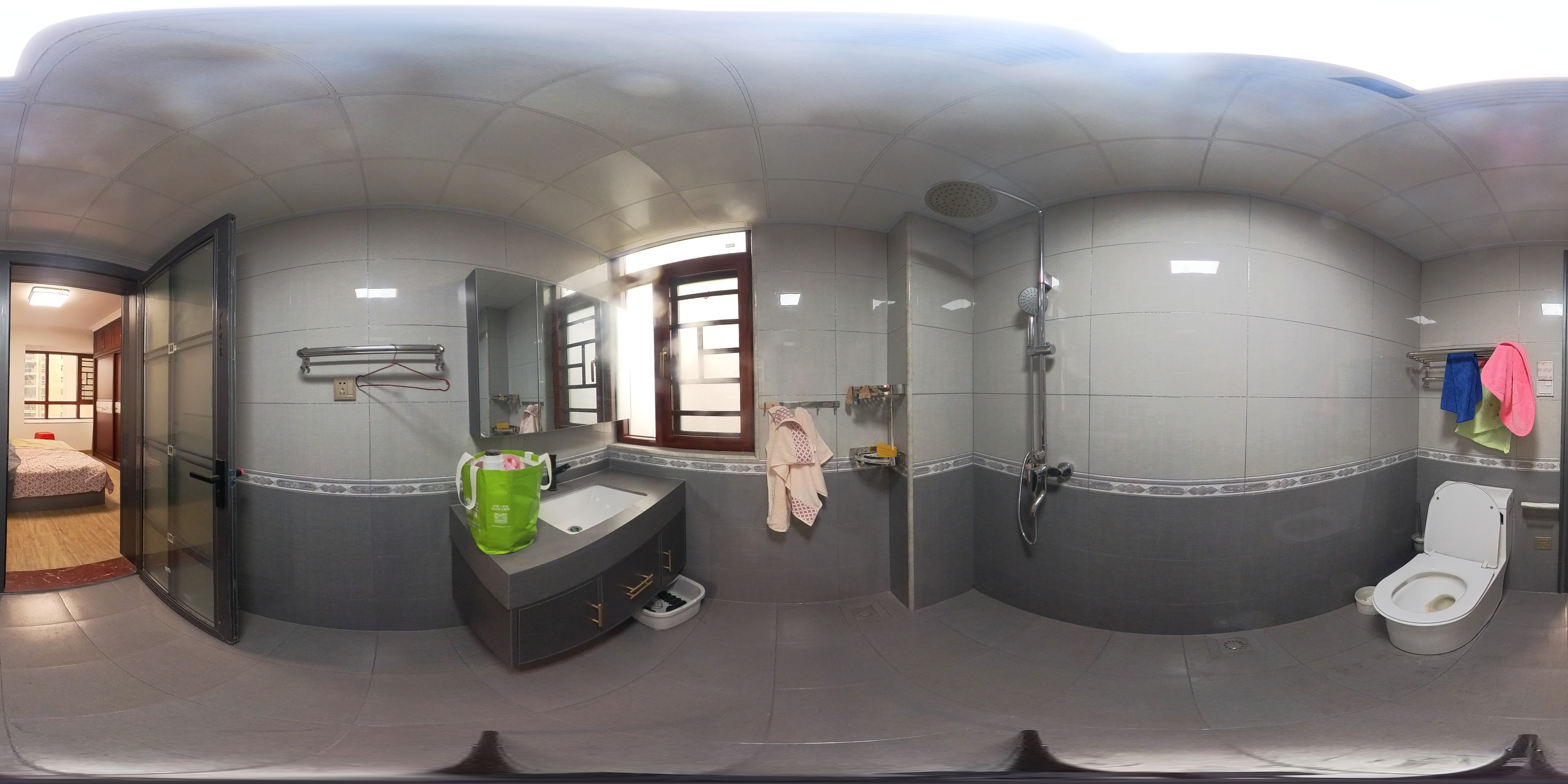 一六九.星城  3室2厅2卫    1800.0元/月室内图