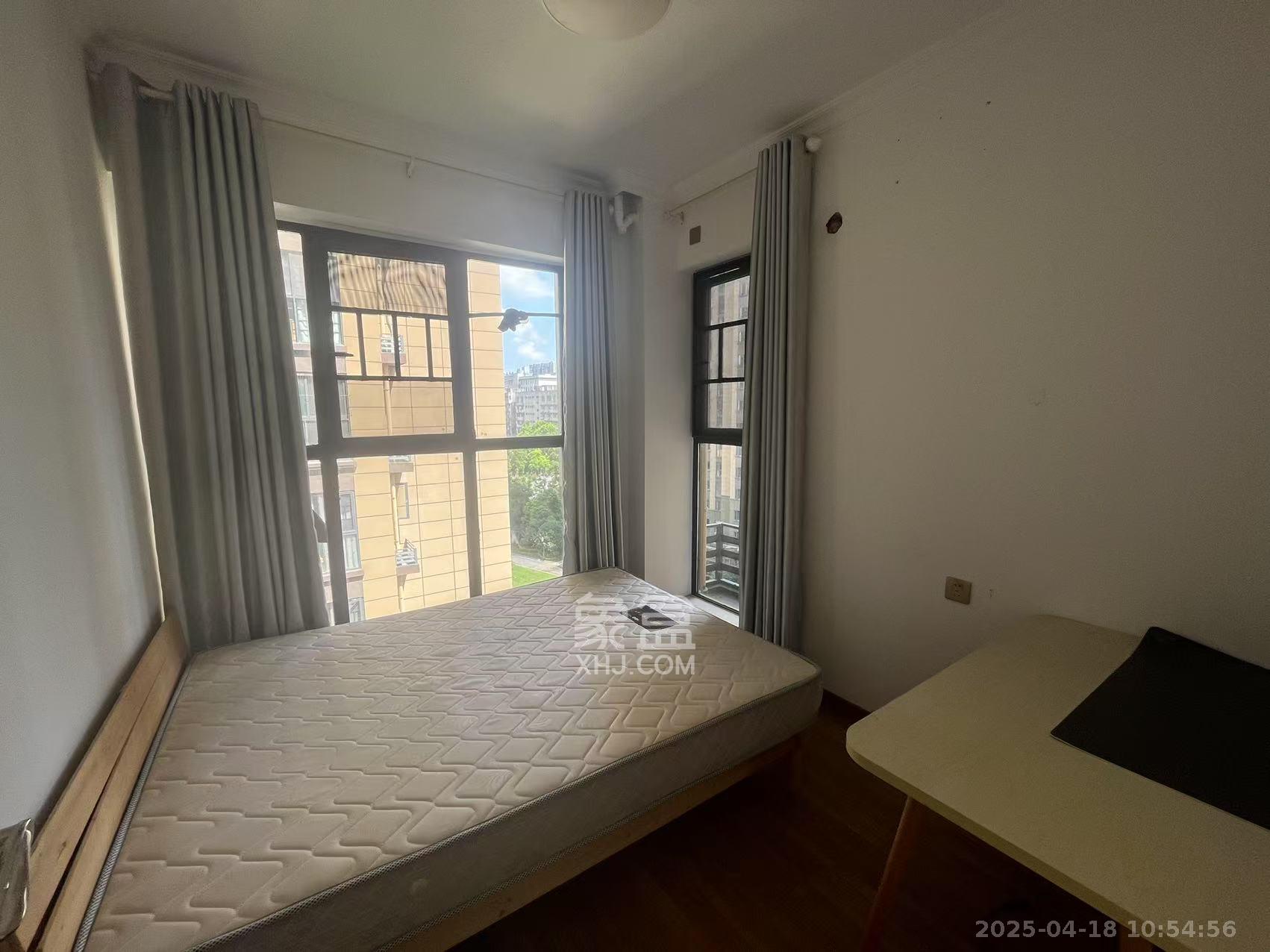 荣盛花语书苑 3室2厅1卫 3000.0元/月 荣盛花语书苑 3室2厅1卫 3000.0元/月室内图